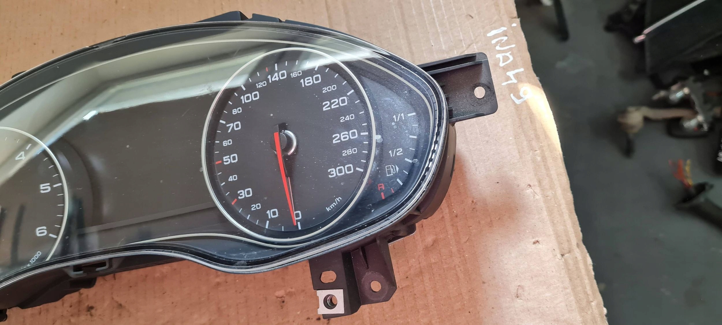 A6 C7 4G dials clock PREDKOSCIOMIERZ EU 4G8920931N