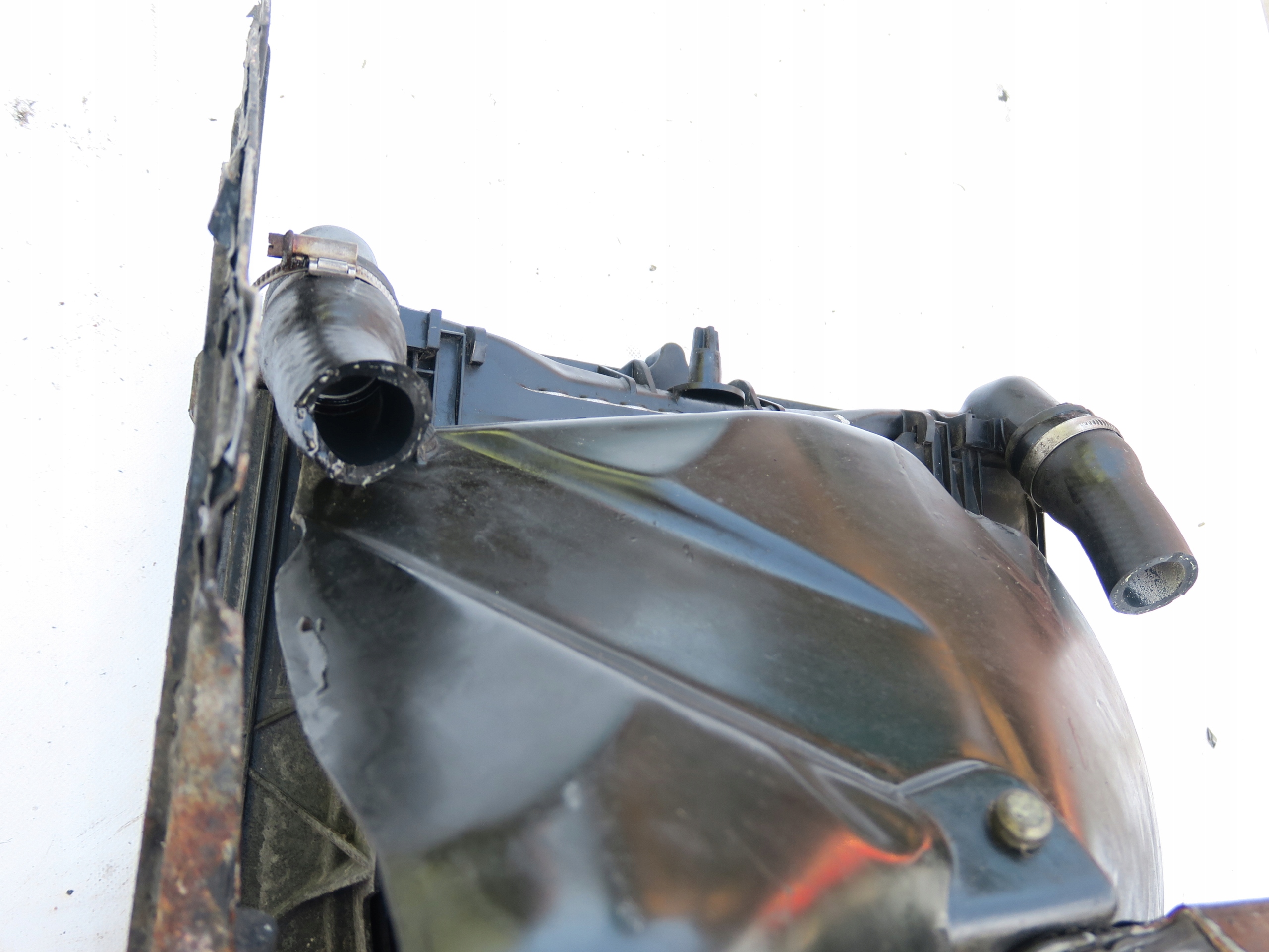 CHŁODNICA Z WENTYLATOREM MOCOWANIE 2.7 PORSCHE BOXSTER 1 I 986 Wersja Europejska