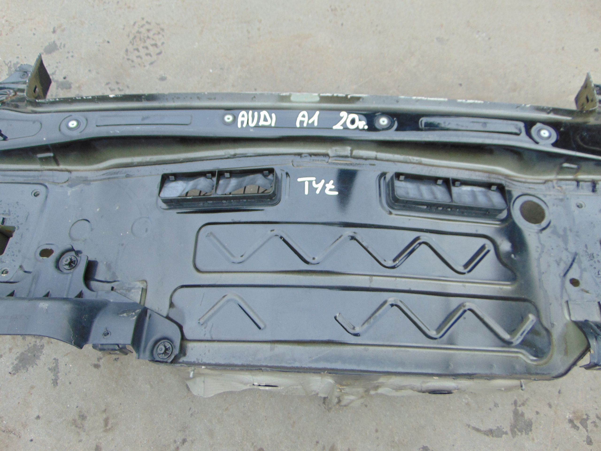 AUDI A1 II GB GBA 82A 5D SPORTBACK 2018- rear panel rear part