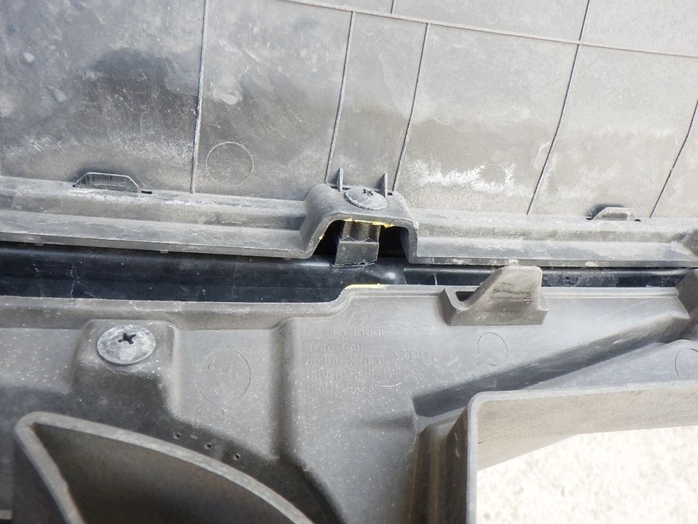 HYUNDAI TUCSON 4 IV 2020- maska