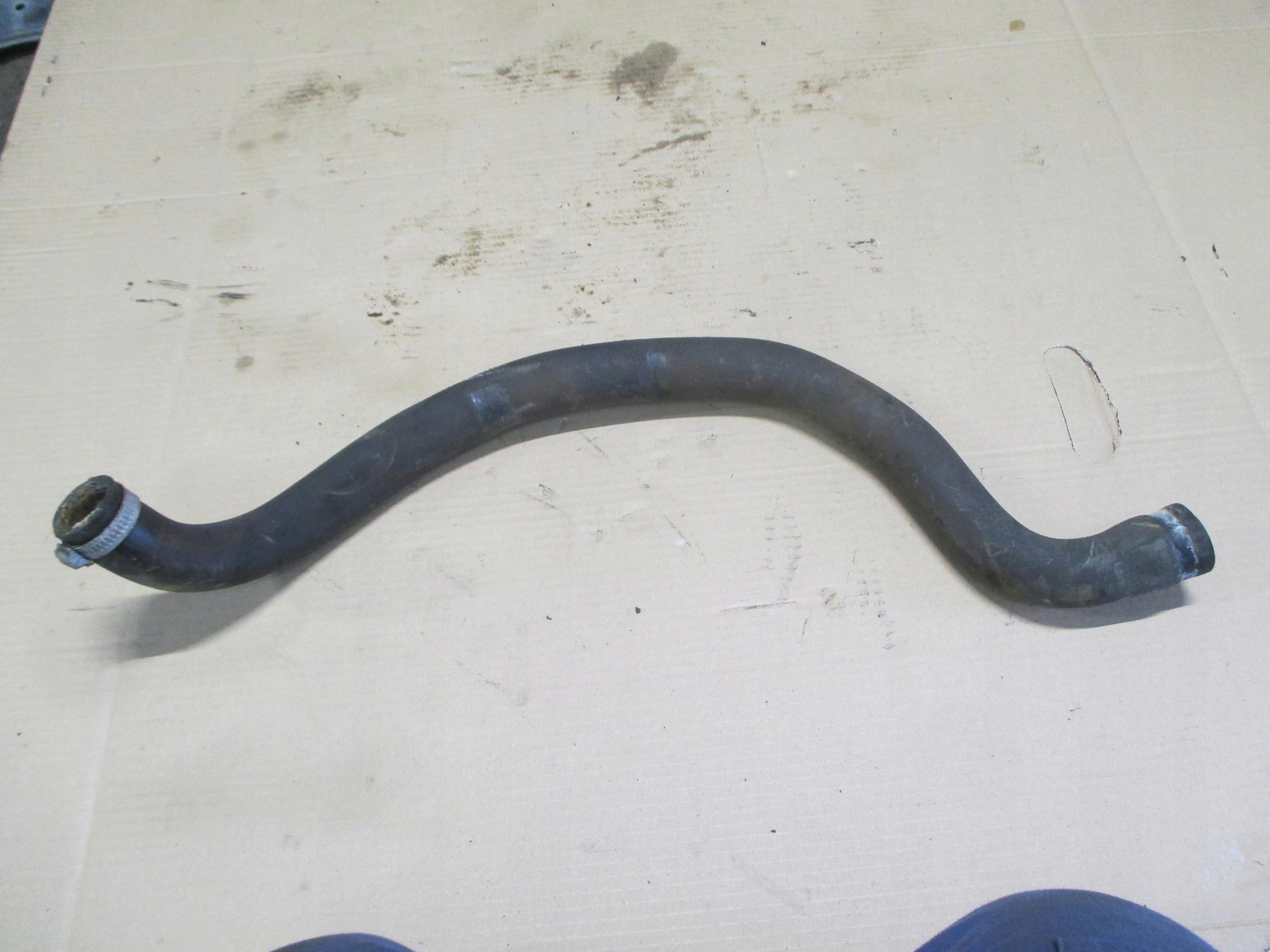 VOLVO 850 2.5B 91-96 RURA WĄŻ CHŁODNICY DOLNY