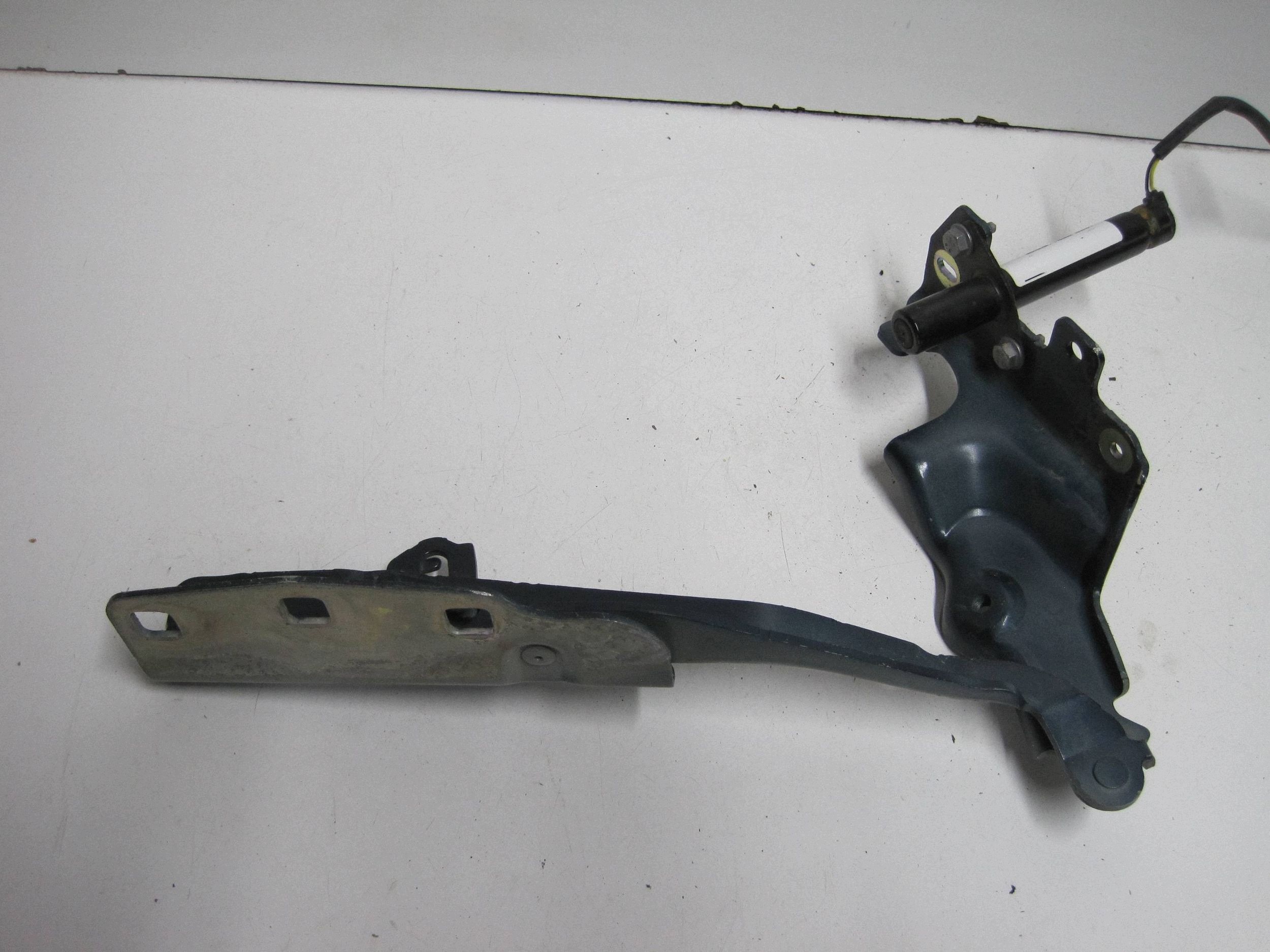 hinge bonnets left CITROEN DS9 9813071480 PIROTECHNICZNY