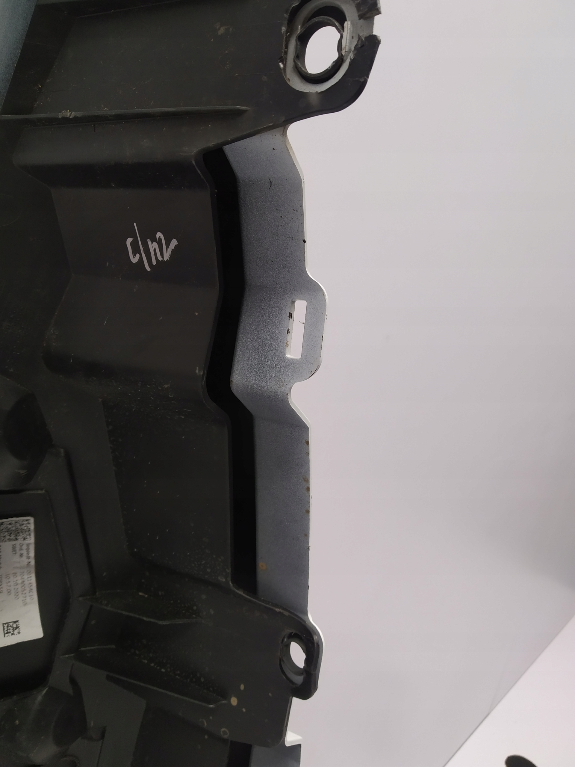 2018r + Jaguar and Pace X590 fender front right front original Bialy