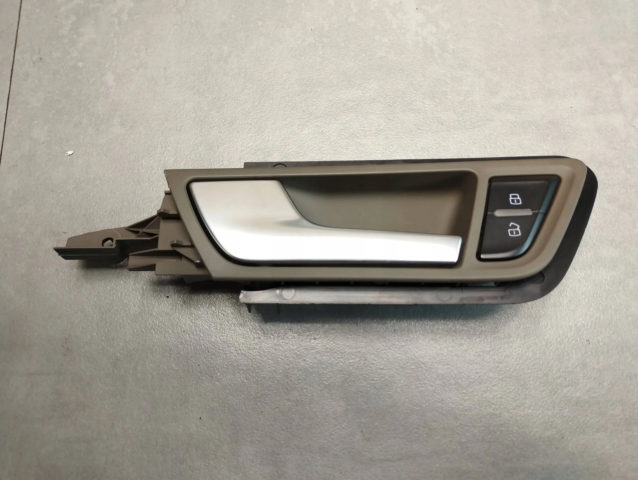 Audi Q5 8R handle WEW left front 8R0837019