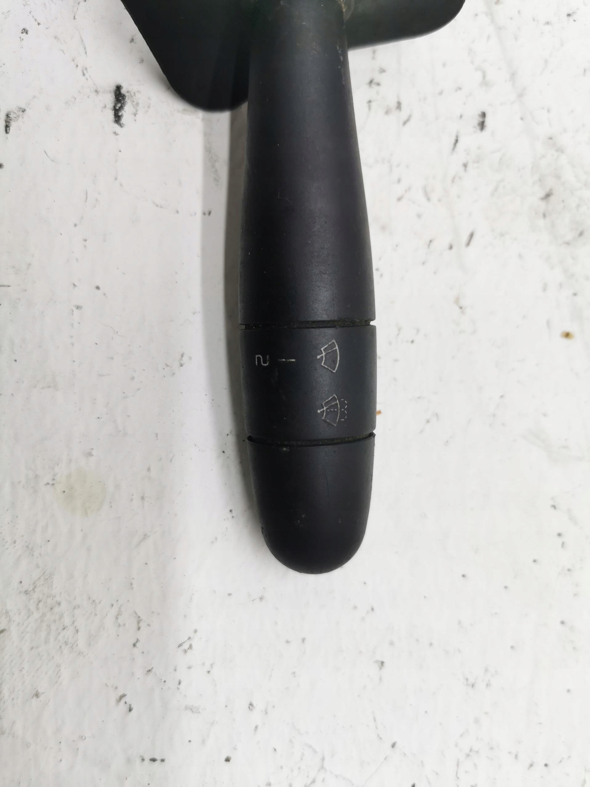 MANETKA tergicristalli RENAULT KANGOO e 8200379529