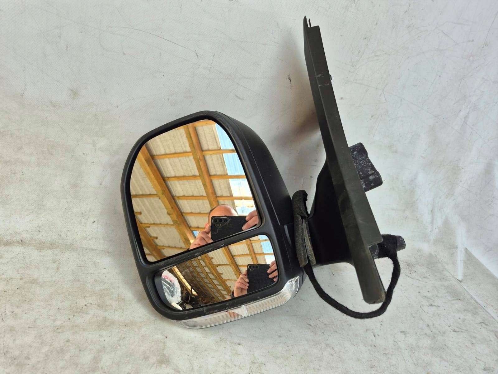 FORD CUSTOM II LIFT 25- mirror exterior left 6 PIN