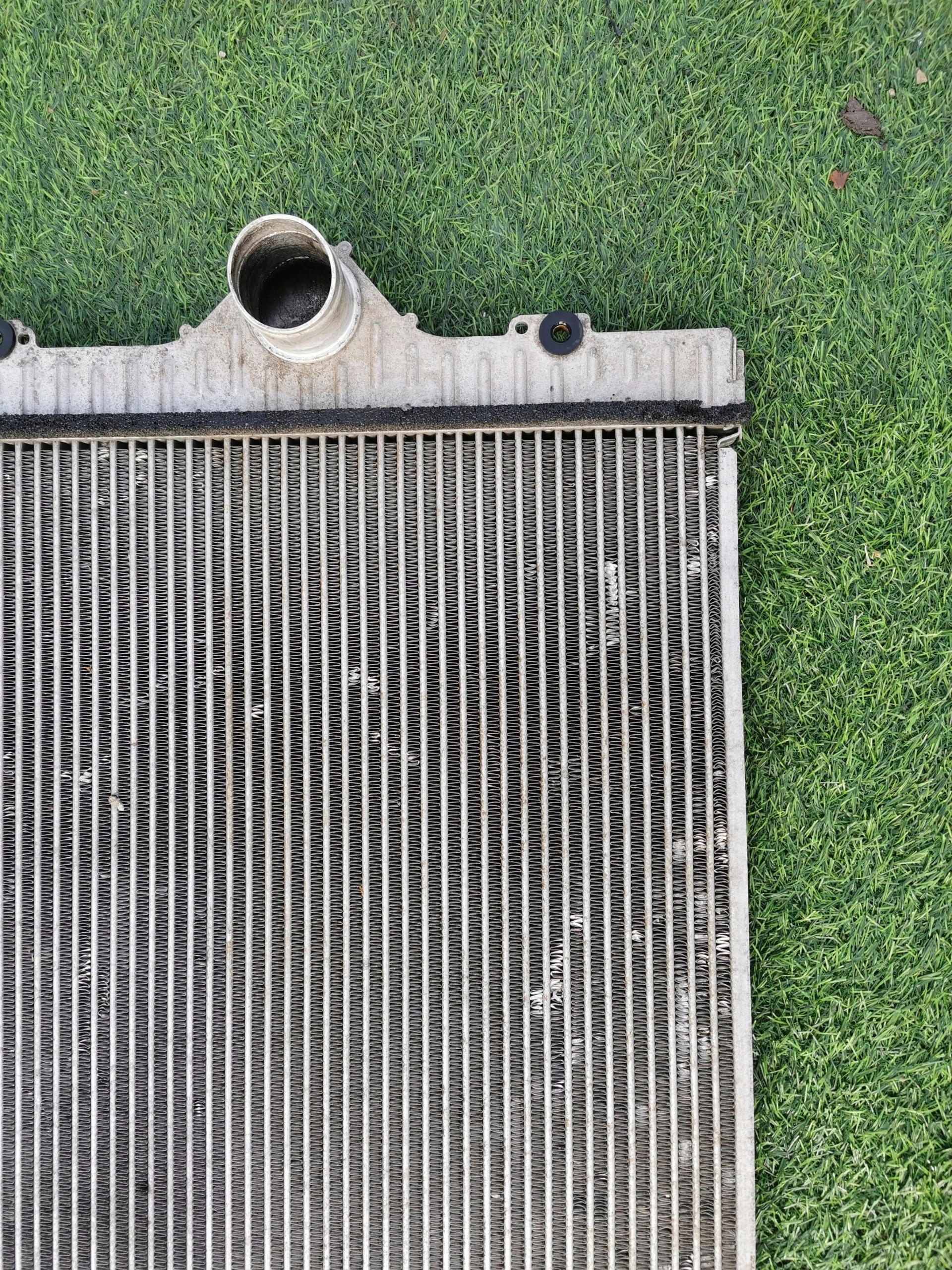 TOYOTA LAND CRUISER J120 intercooler 30170