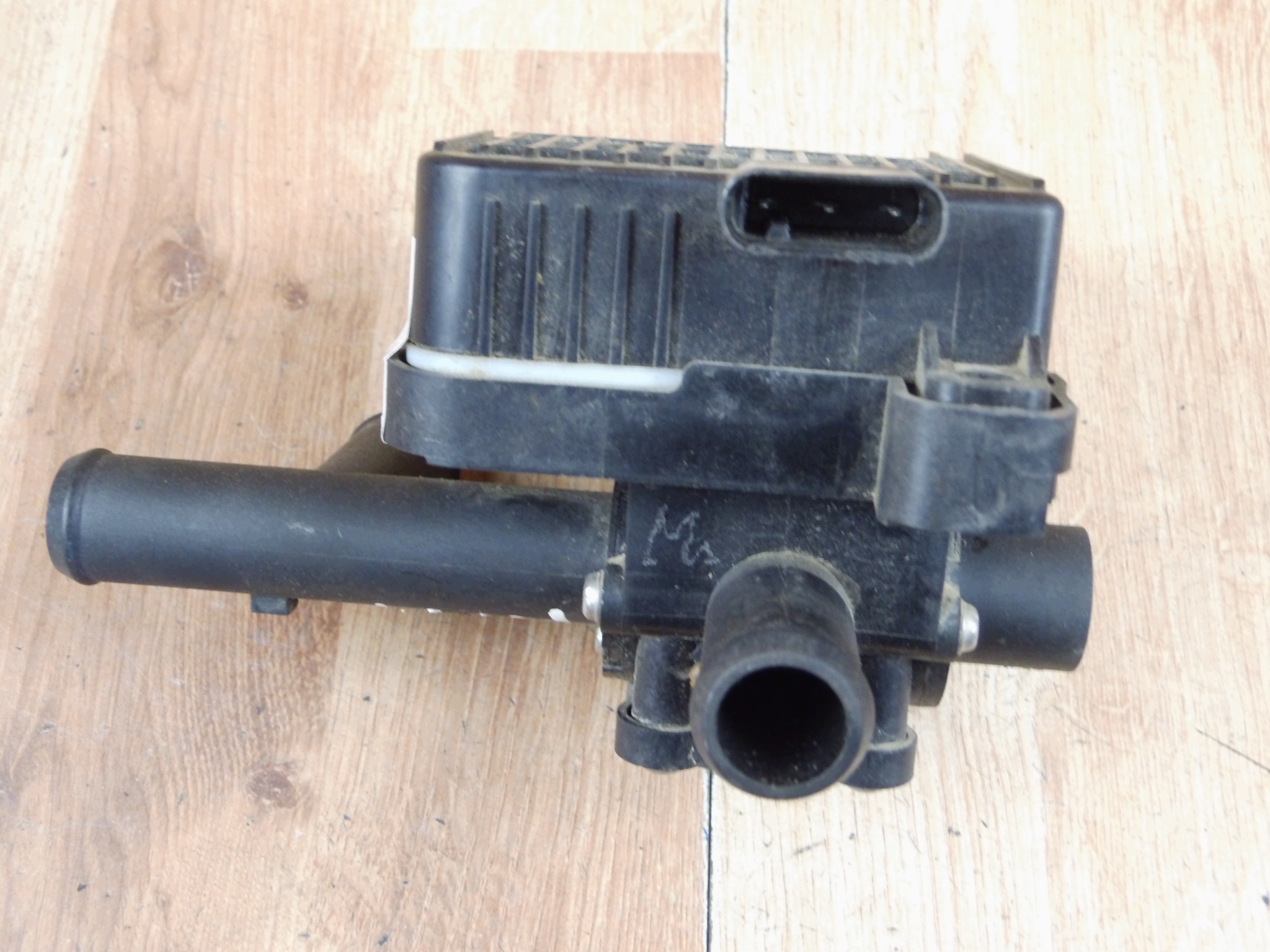Hyundai Ioniq EV sensor wasserpumpe W3G7500