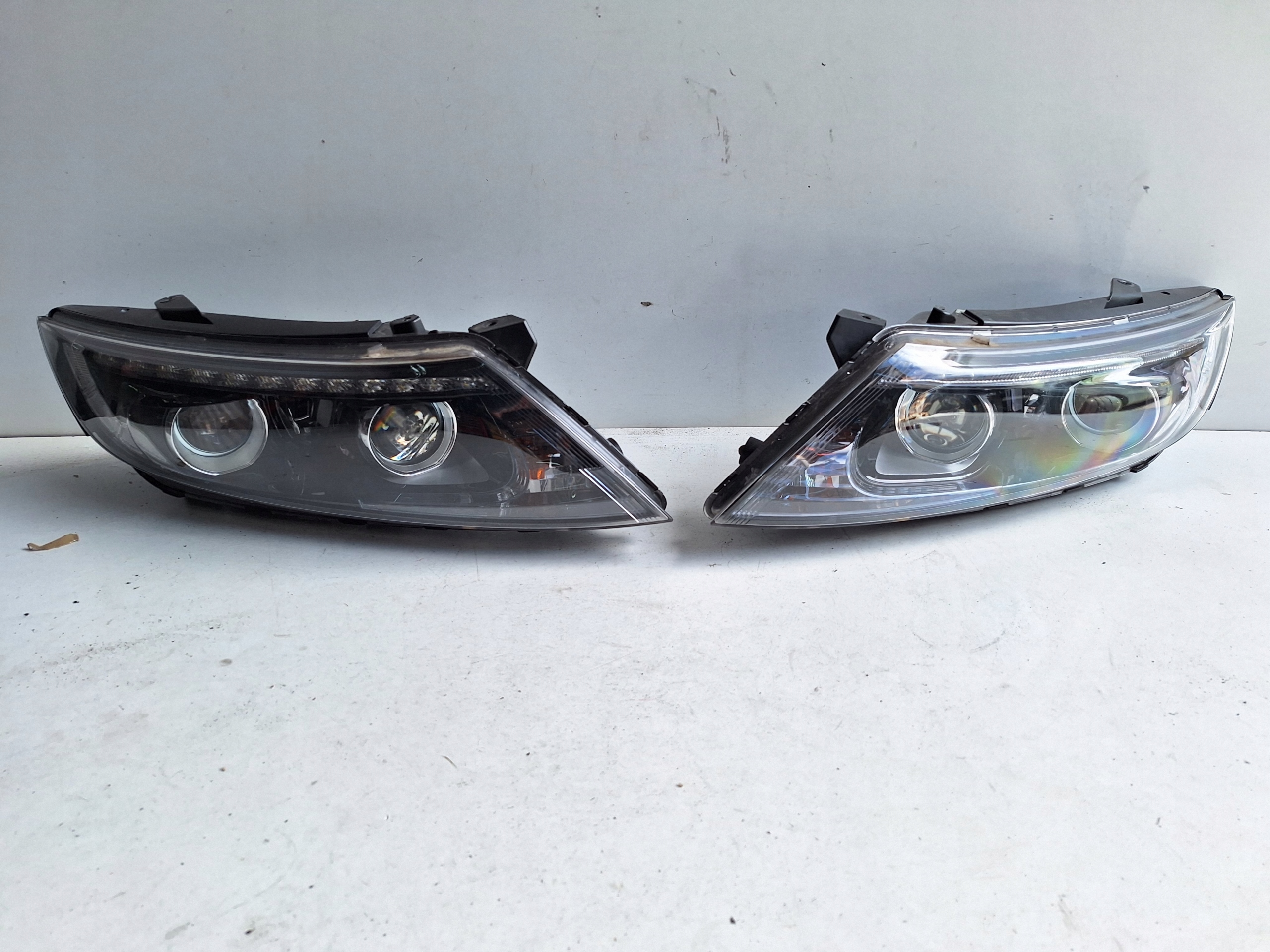 KIA OPTIMA III LIFT 13-16 light left XENON + LED UK