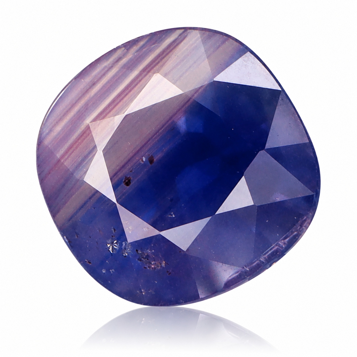 Přírodní safír 1.69 ct Bi-Color Fialový Cushion I3 certifikát Wbd