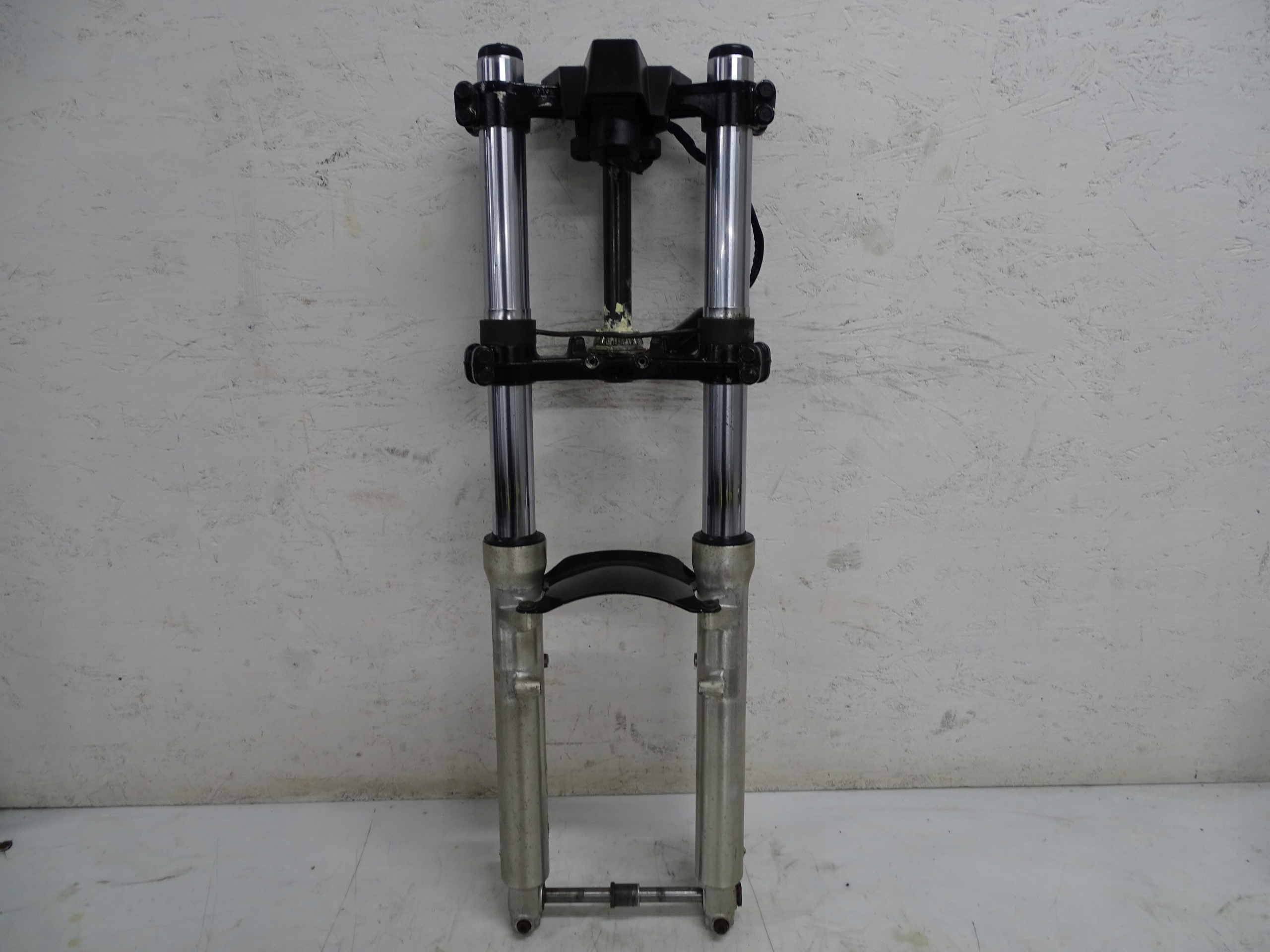 Kawasaki GTR 1000 Lagi передняя подвеска