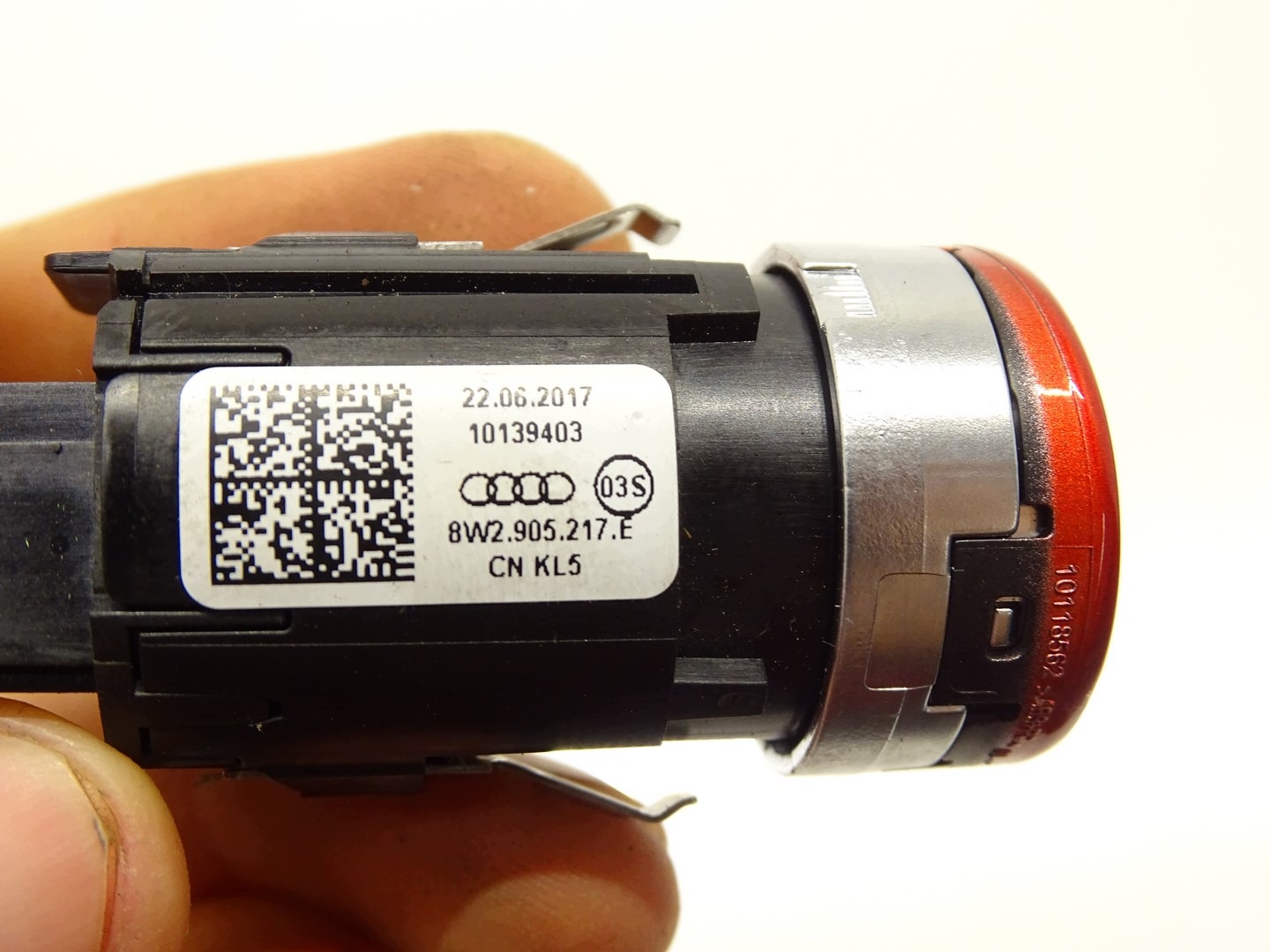 prekidač START-STOP AUDI Q5 8W2905217E