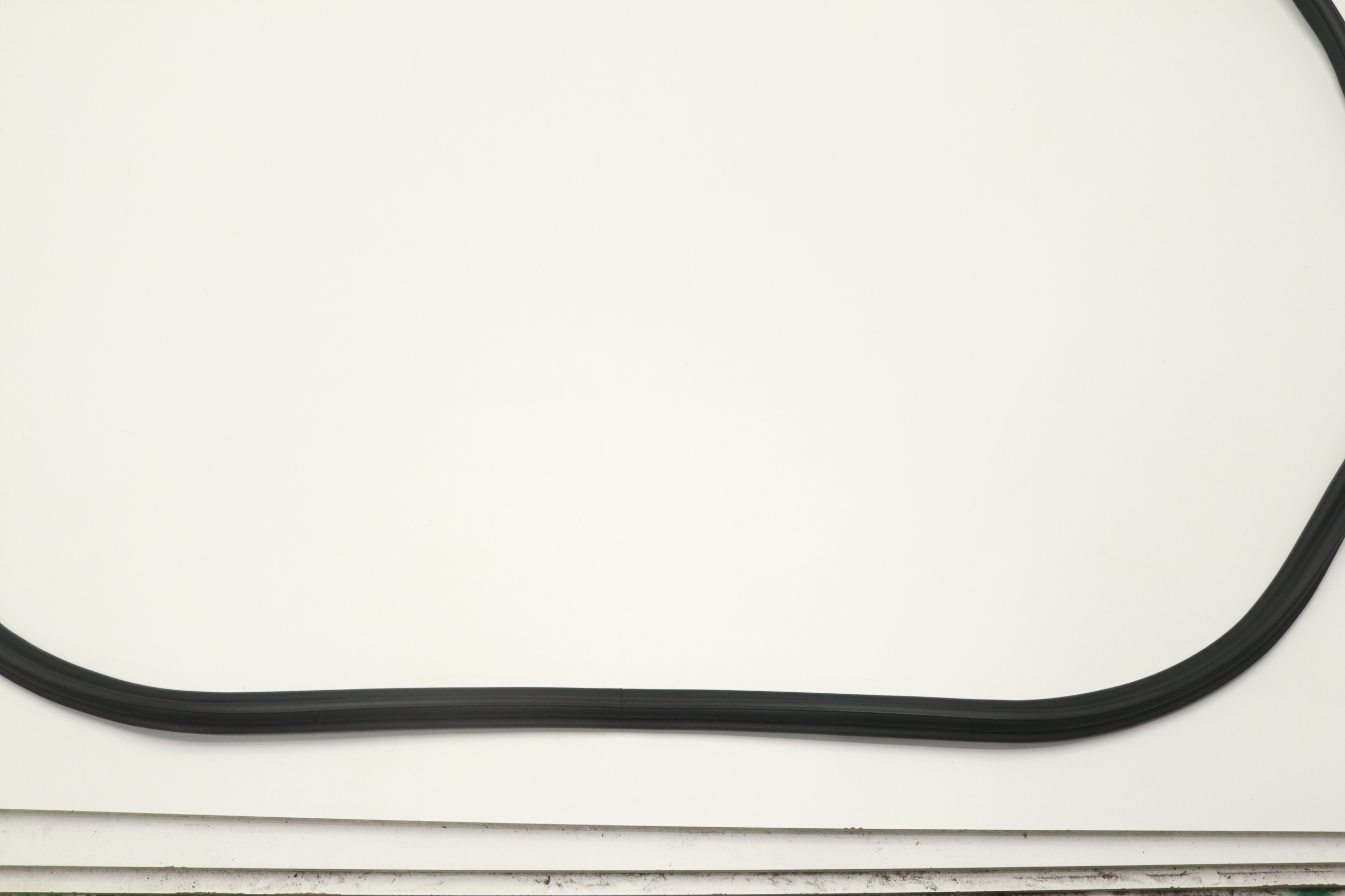 BMW G26 I4 gasket bonnet boot 7487559
