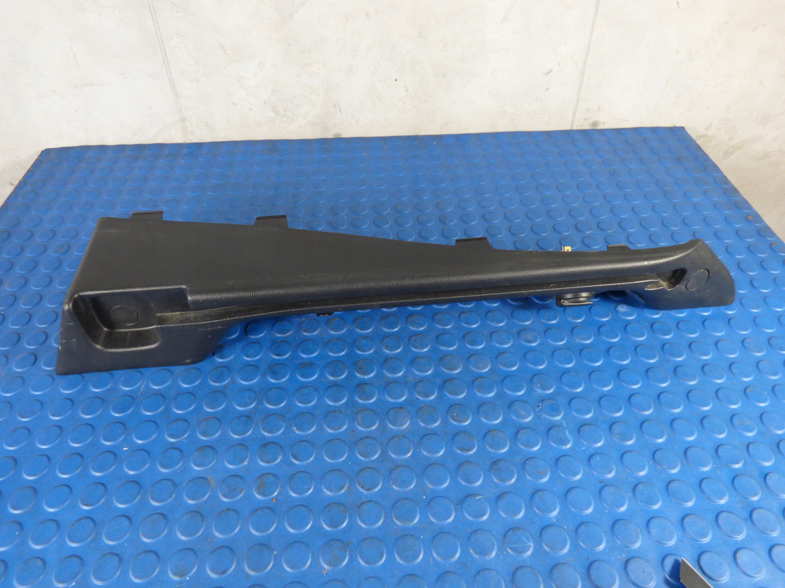holder right prowadnica rolety HYUNDAI i30 II