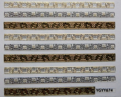 

Naklejki na paznokcie złote koronki 3D C27