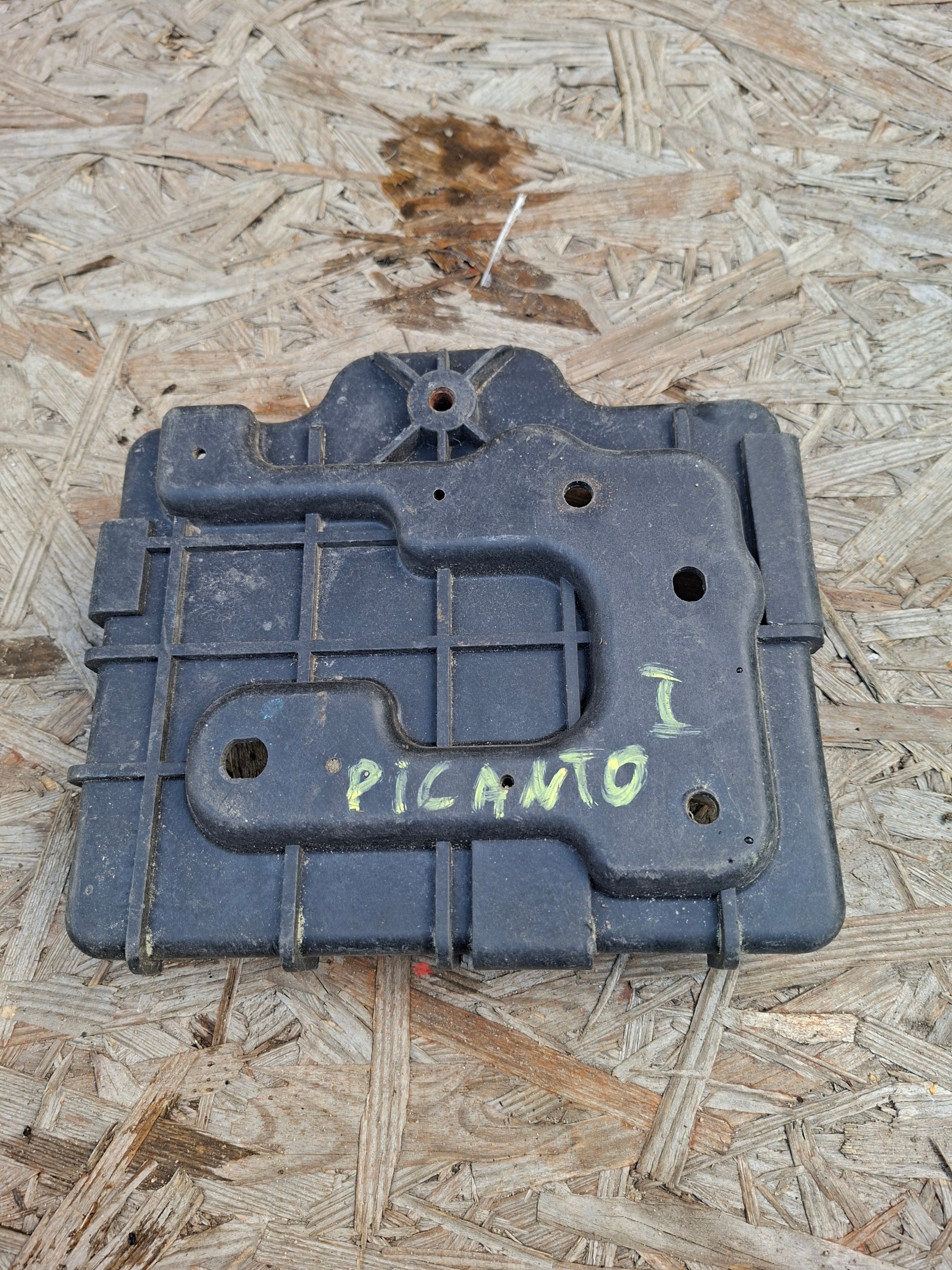 Gehäuse AKUMULATORA KIA PICANTO und