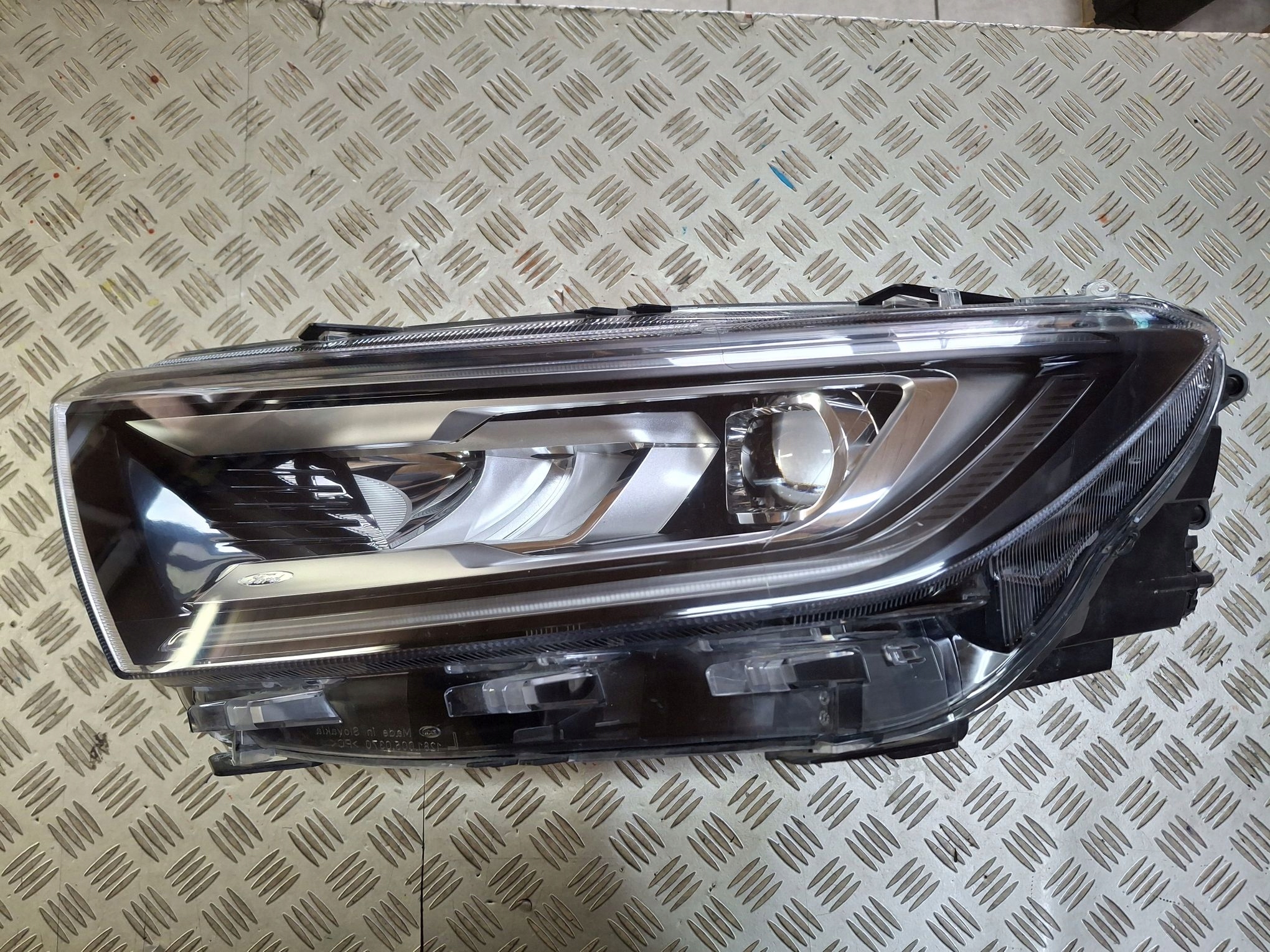 light left front FULL LED FORD CONNECT III MK3 2022R->