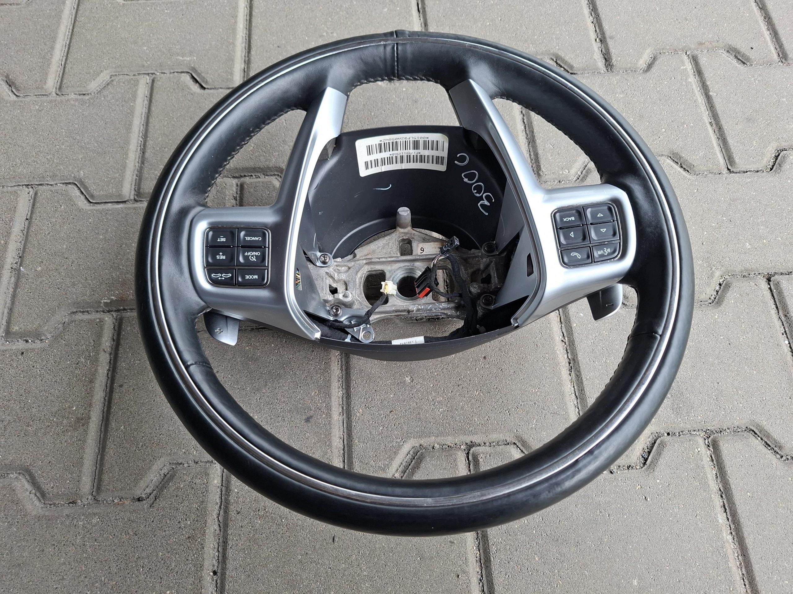 steering wheel, MULTIFUNKCJA with shifting CHRYSLER 300C II THEMA
