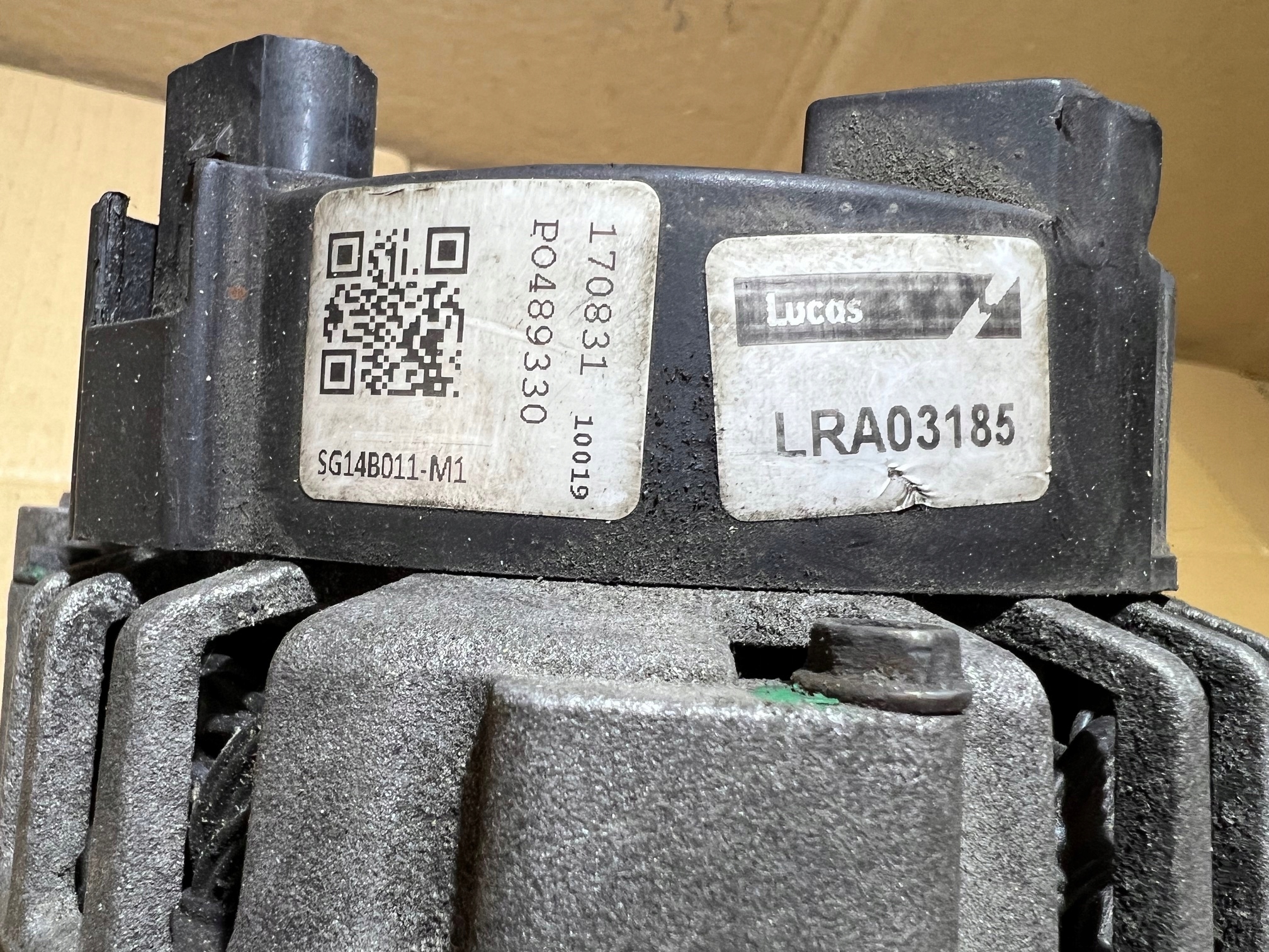 AUDI A4 B8 LIFT 2.0 TDI ALTERNATOR LRA03185