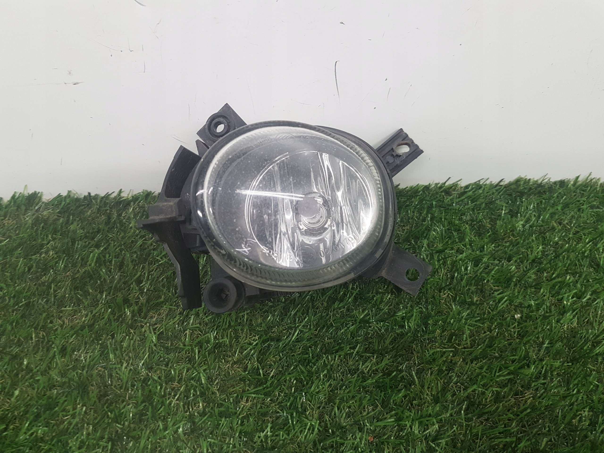 nebelscheinwerfer links AUDI A4 B7 8E0941699C