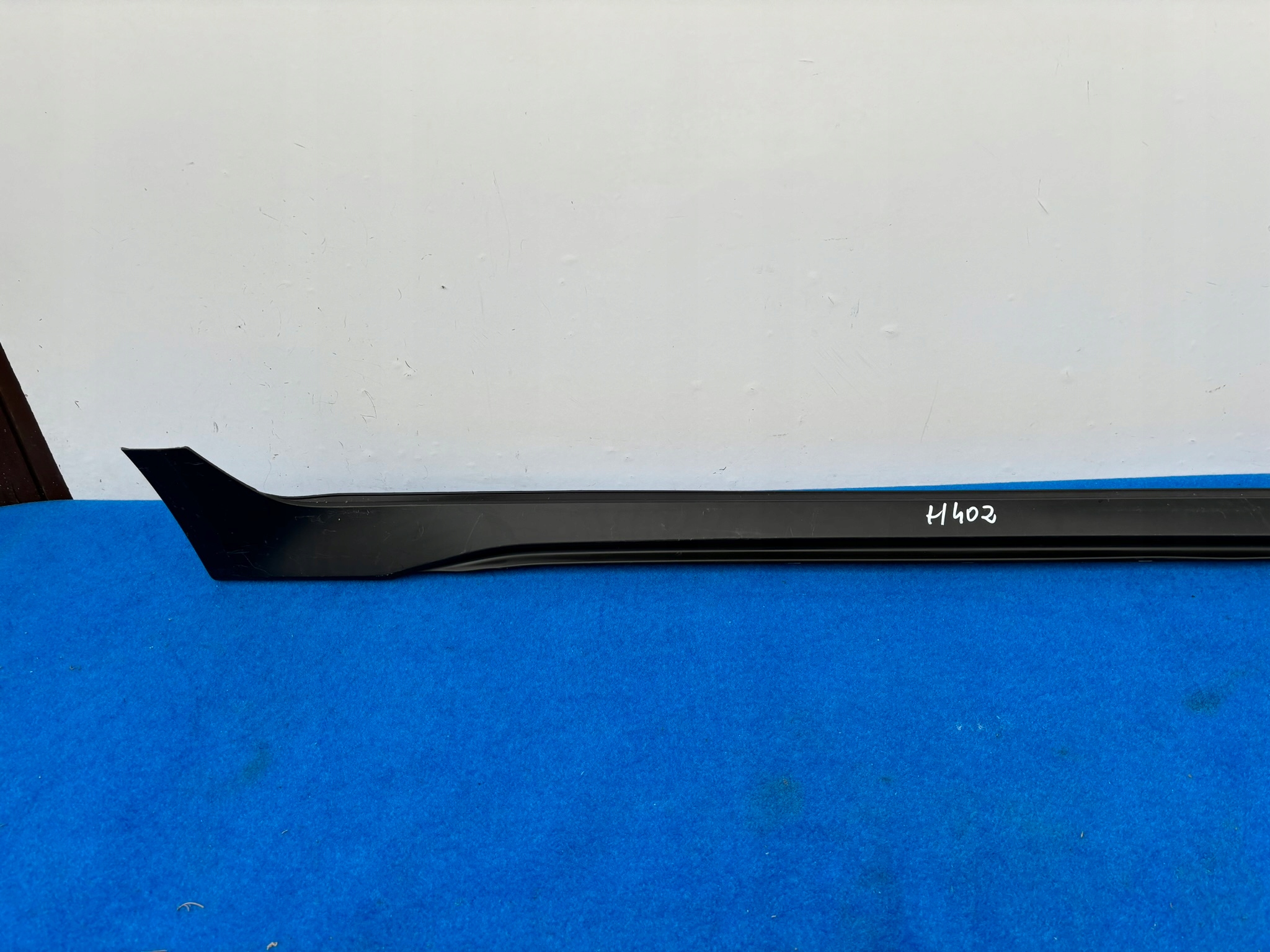 AUDI 4P 4P0 right threshold cap moulding threshold 4P0853856 H402