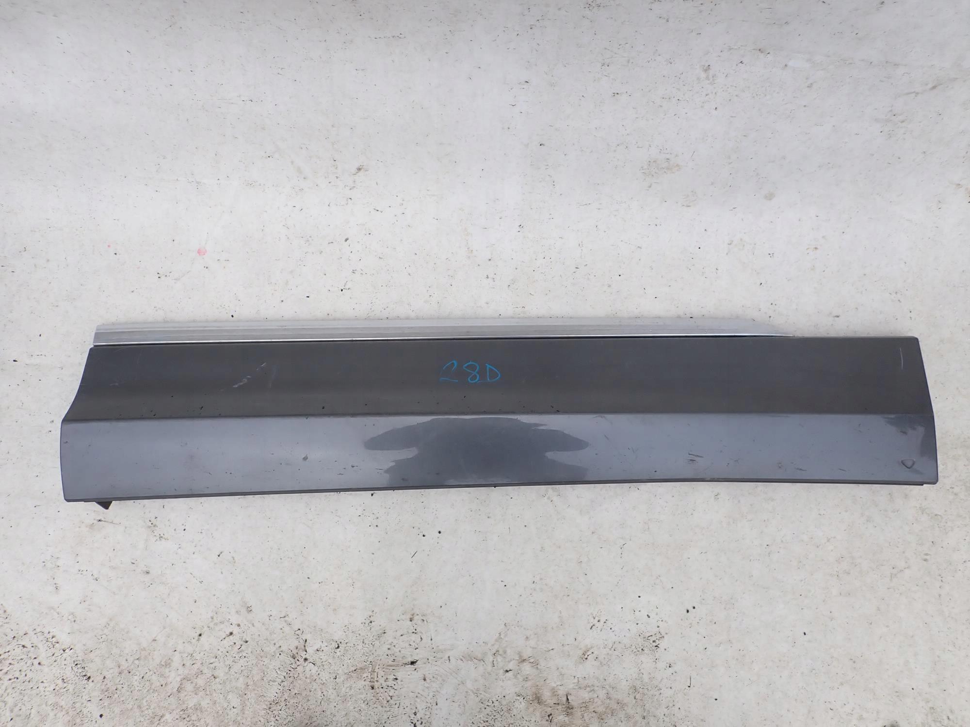 VW TIGUAN II 2 R-LINE 15- moulding door right front