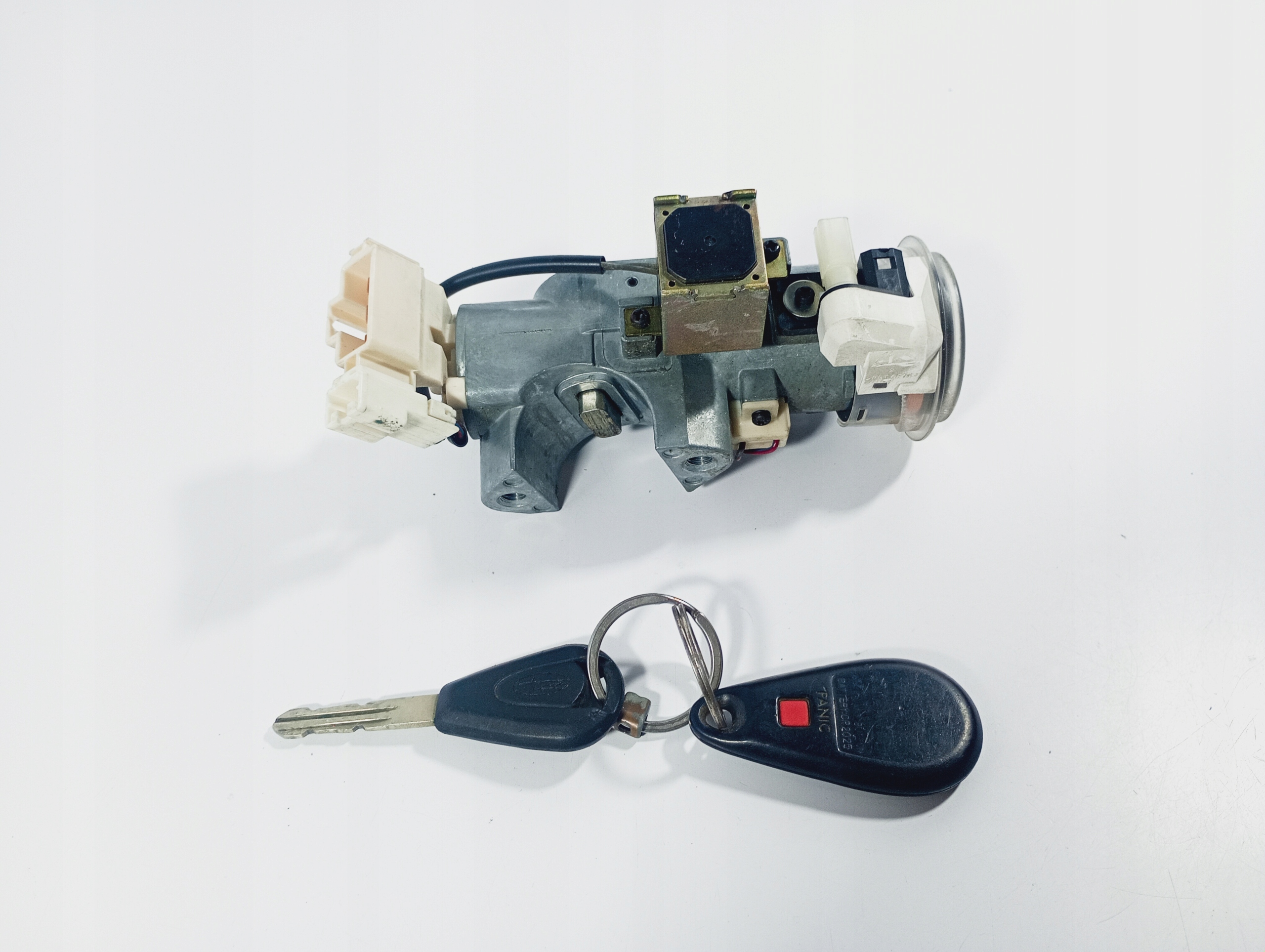 ignition Z KLUCZYKIEM OE 88215AG00A Subaru LEGACY 4 IV 03-09