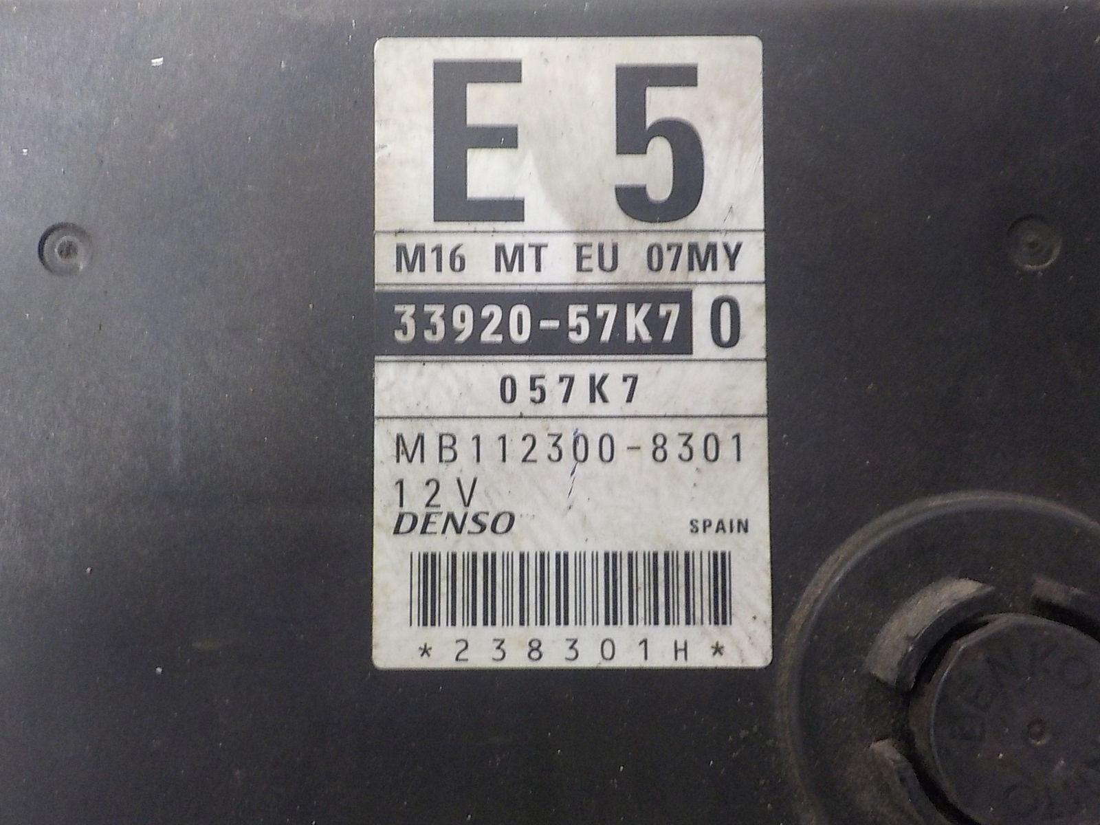 SUZUKI SX4 (EY, GY) computer control unit 33920-57K7 MB112300-8301 E5