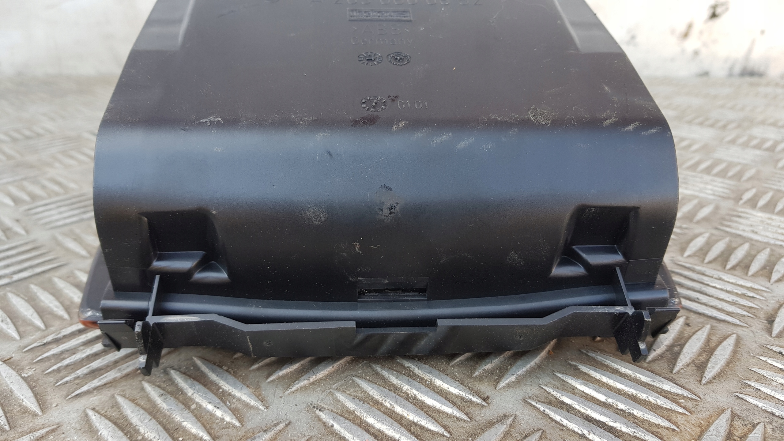 MERCEDES W203 ashtray passenger compartment wood