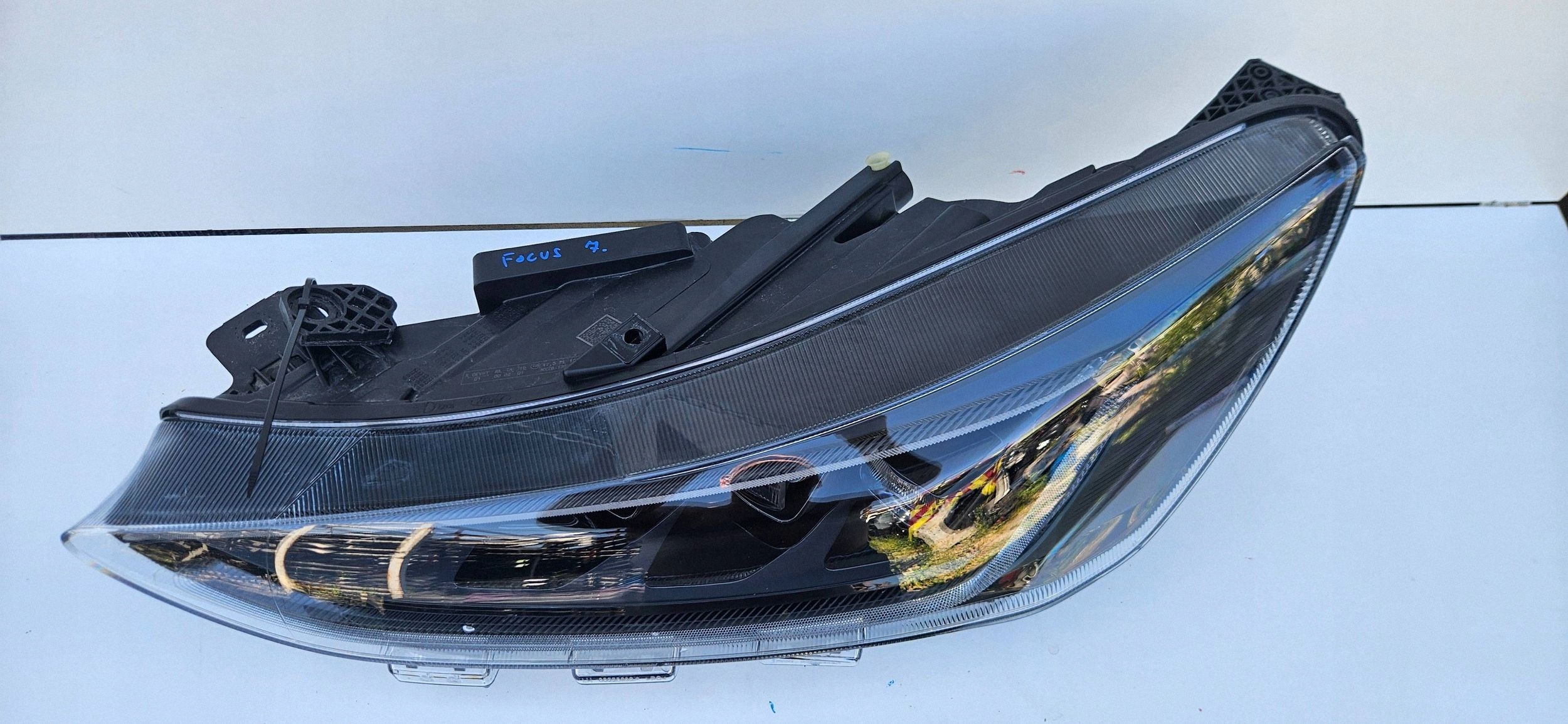 Ford Focus MK4 IV Lift Reflektor light left front front NX7B13E017AK