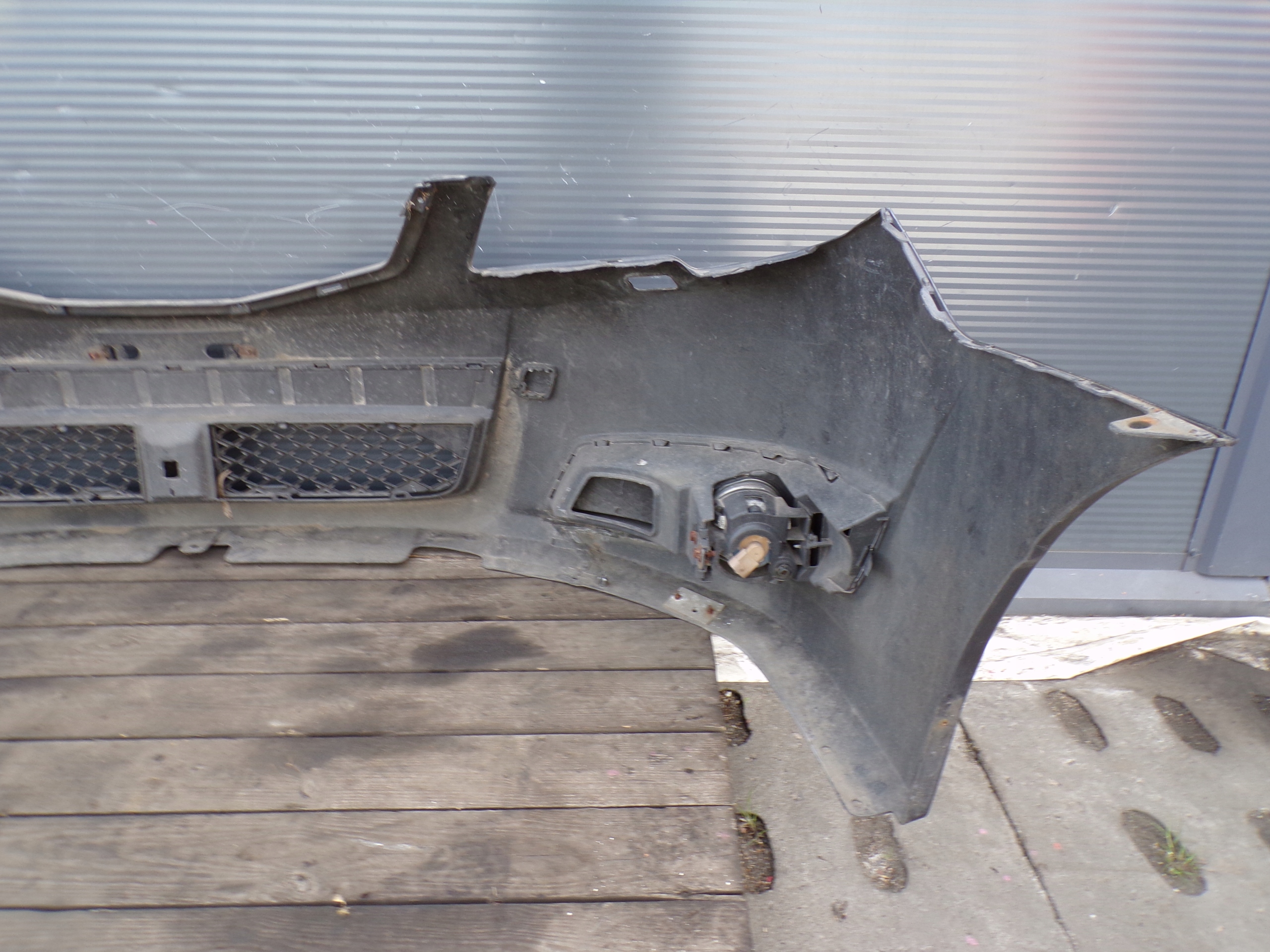 front bumper front SUBARU LEGACY 5 V washers
