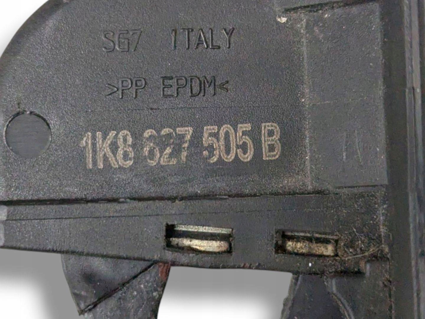 lock bonnet boot Volkswagen Scirocco 3 2013 1K8827505B