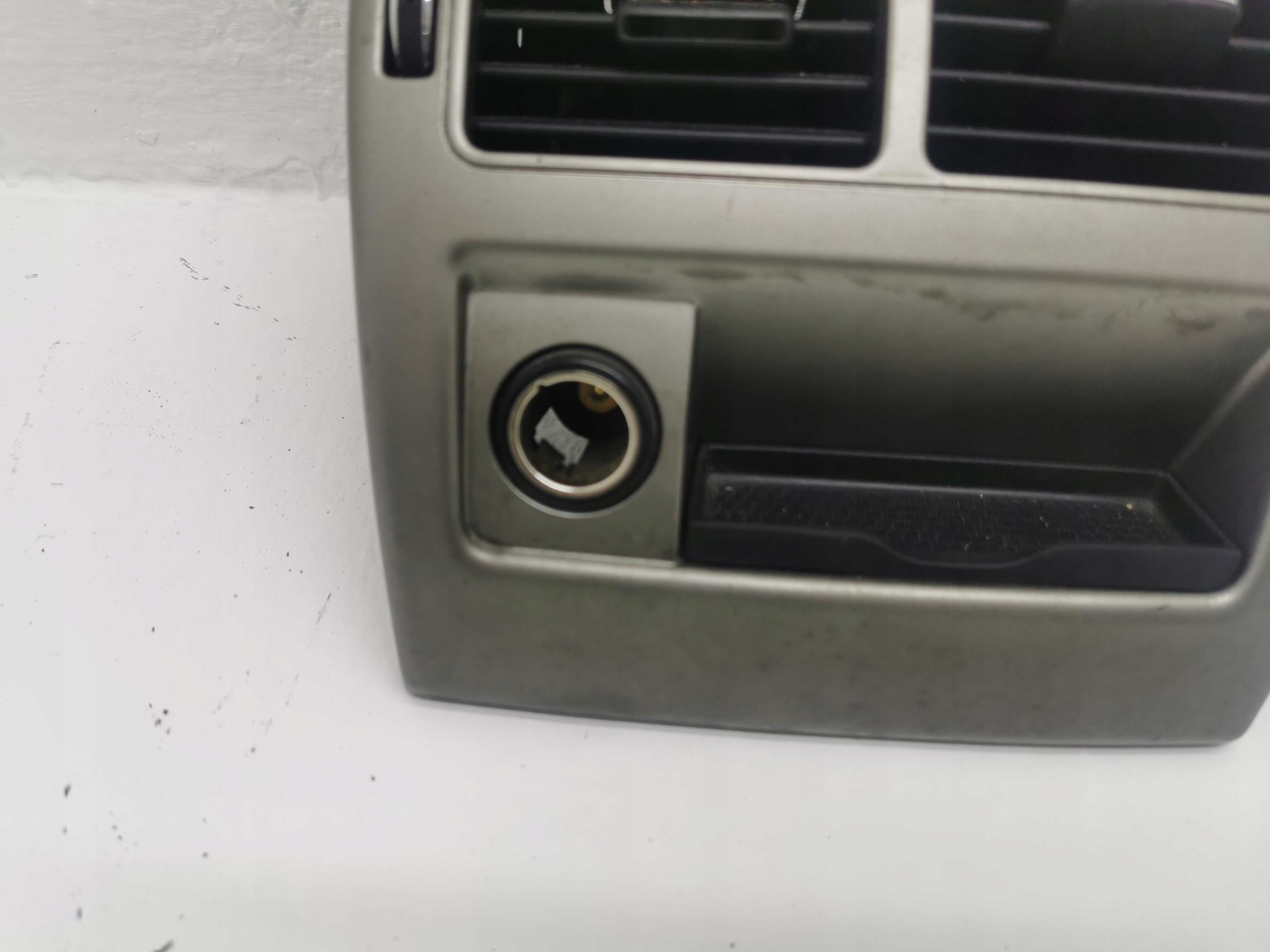 grid air conditioning devices rear JAGUAR XF and X250 07-11 EU