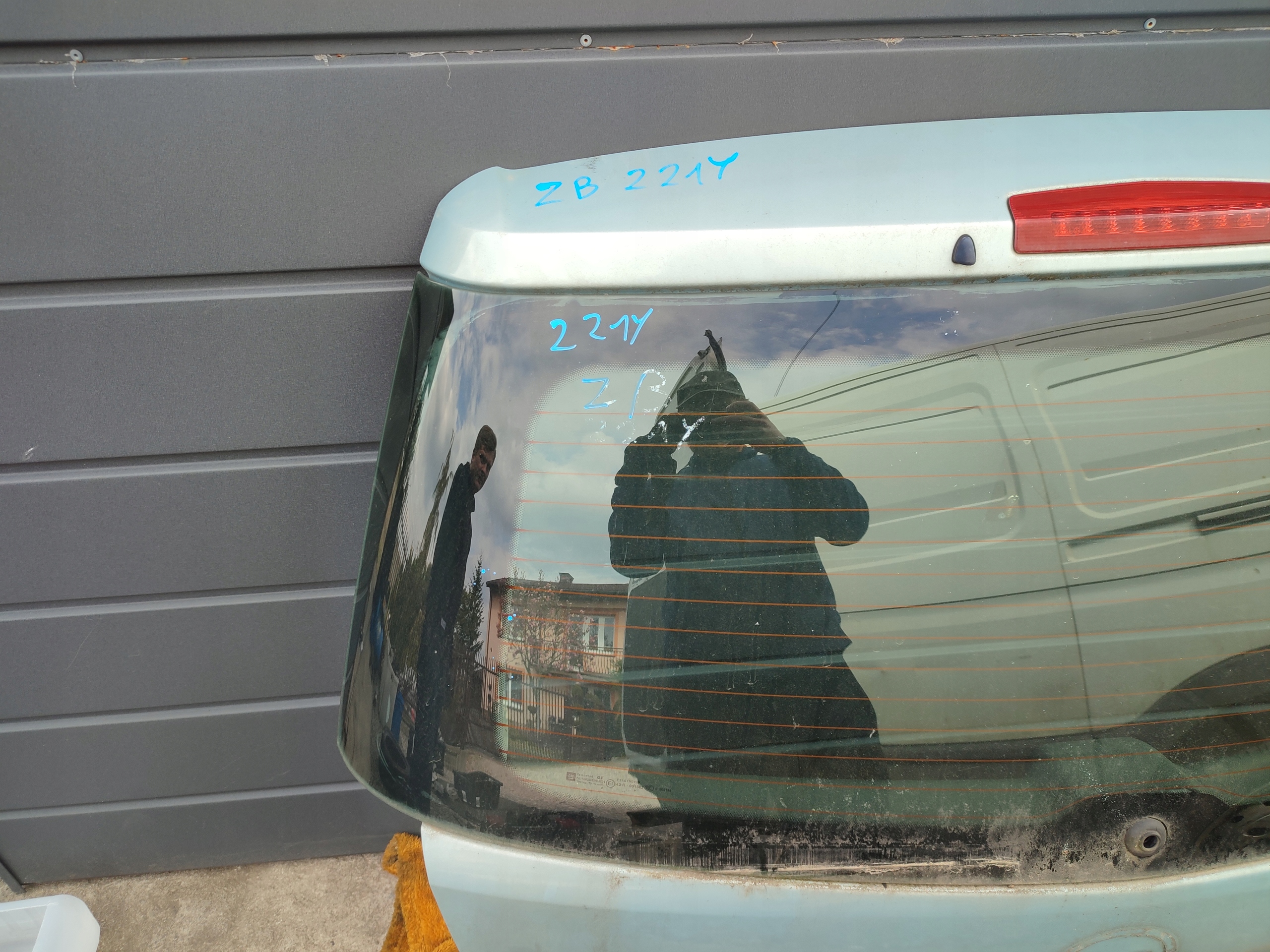 boot door rear Opel Zafira B Z21Y
