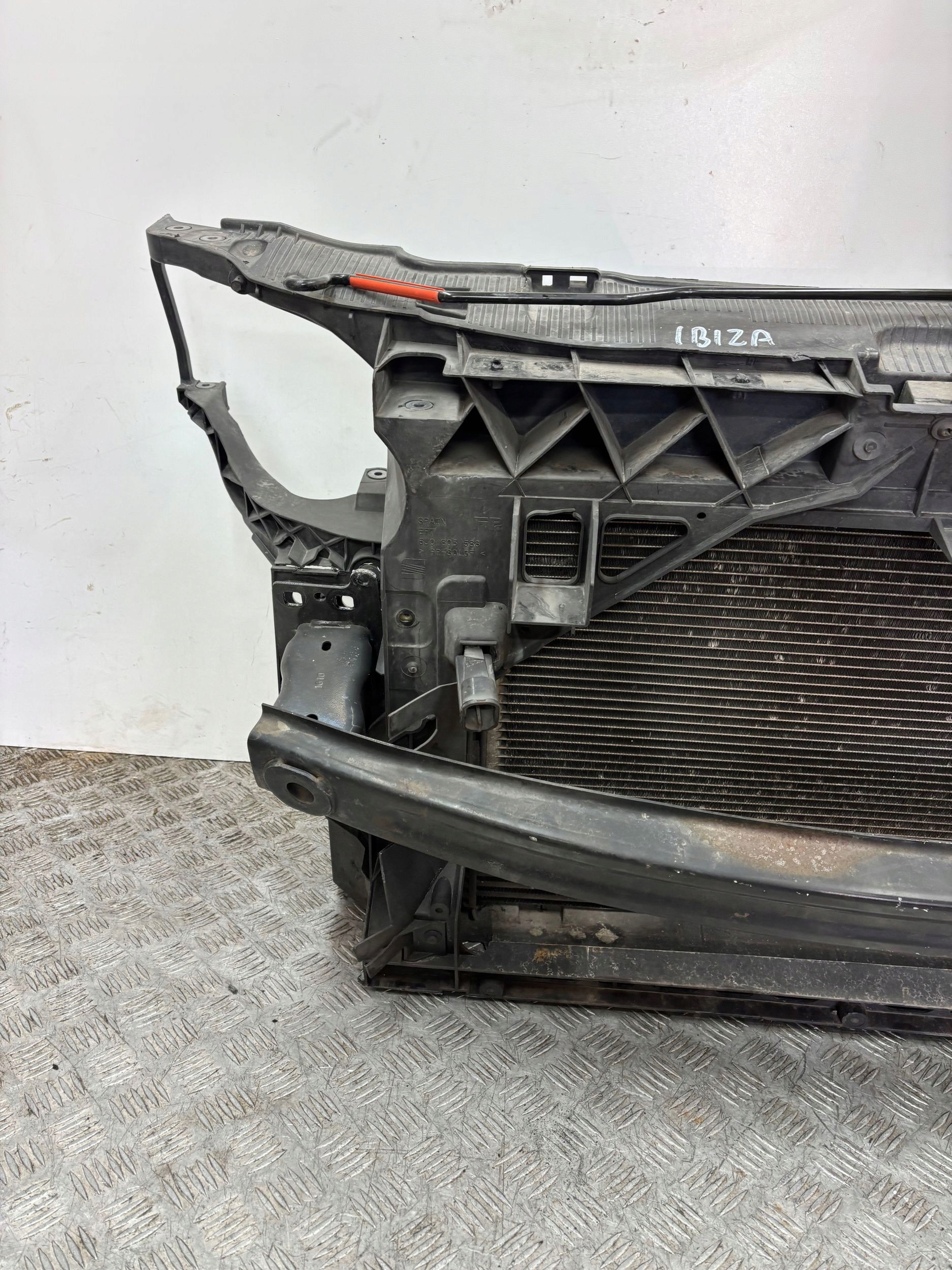support panel for radiators Z CHLODNICAMI SEAT IBIZA 6J 09- 1.6 TDI