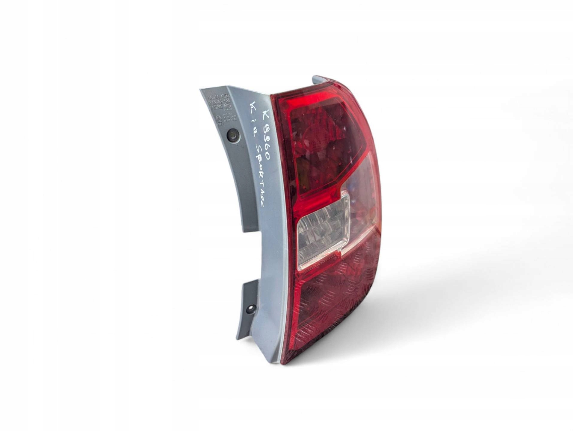 light rear right side Kia Sportage 2 facelift JE 2010 92402-03000