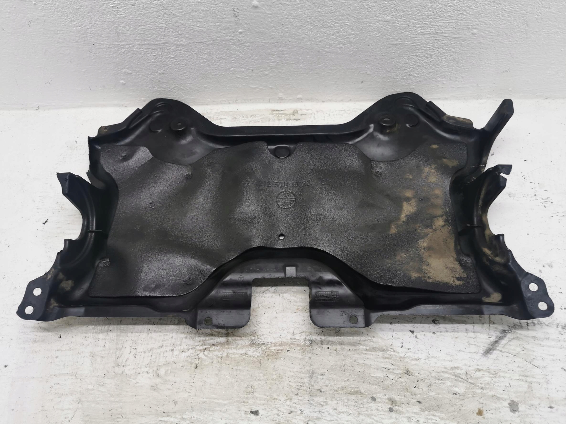 cover cover below engine MERCEDES E-KLASA W212 2.2