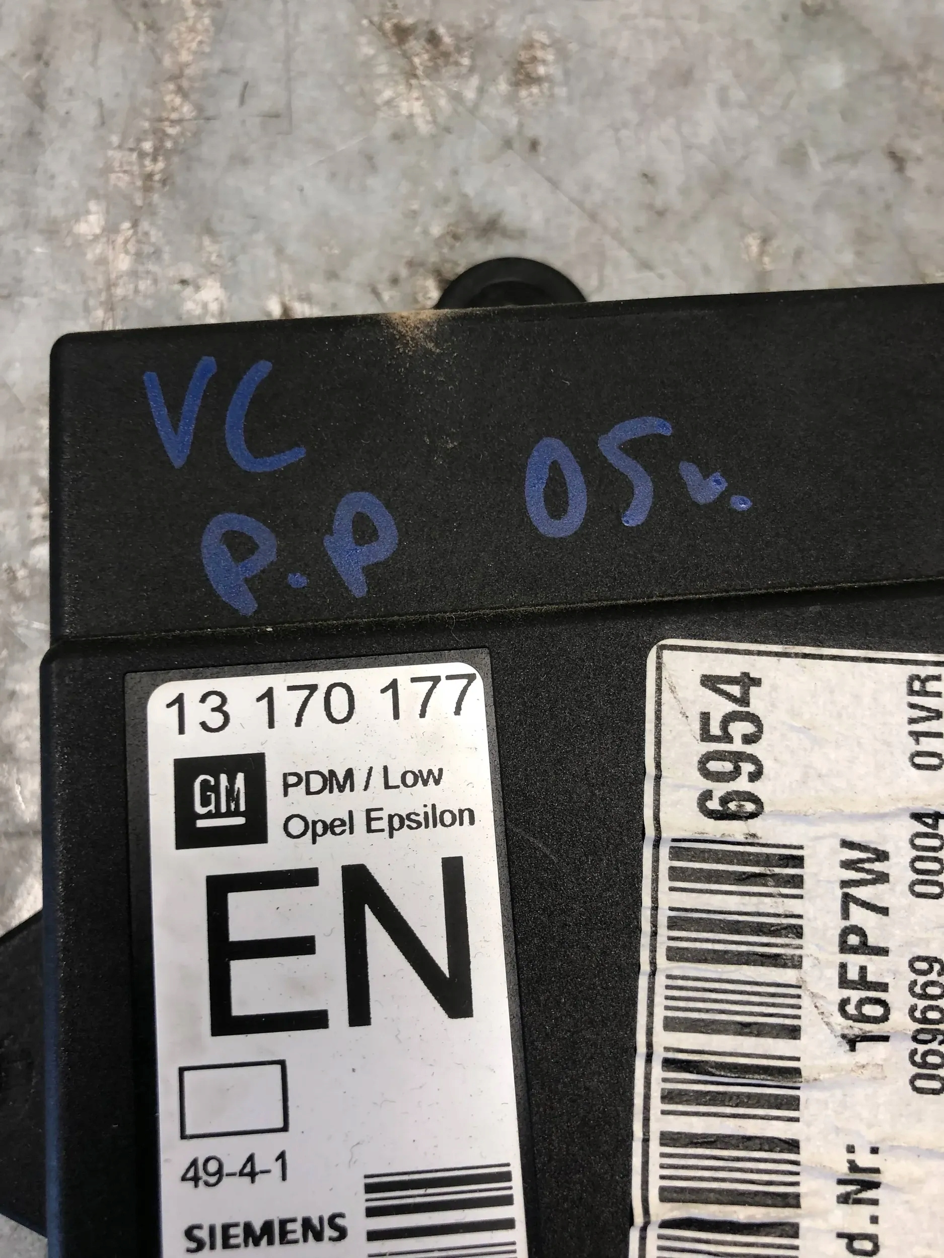 module door right front OPEL VECTRA C KOMBI 13170177