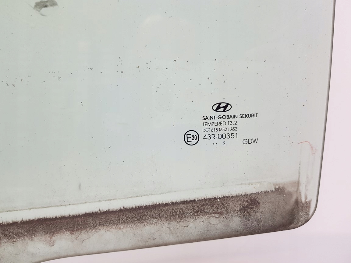 HYUNDAI I30 II KOMBI window door left rear part 2012