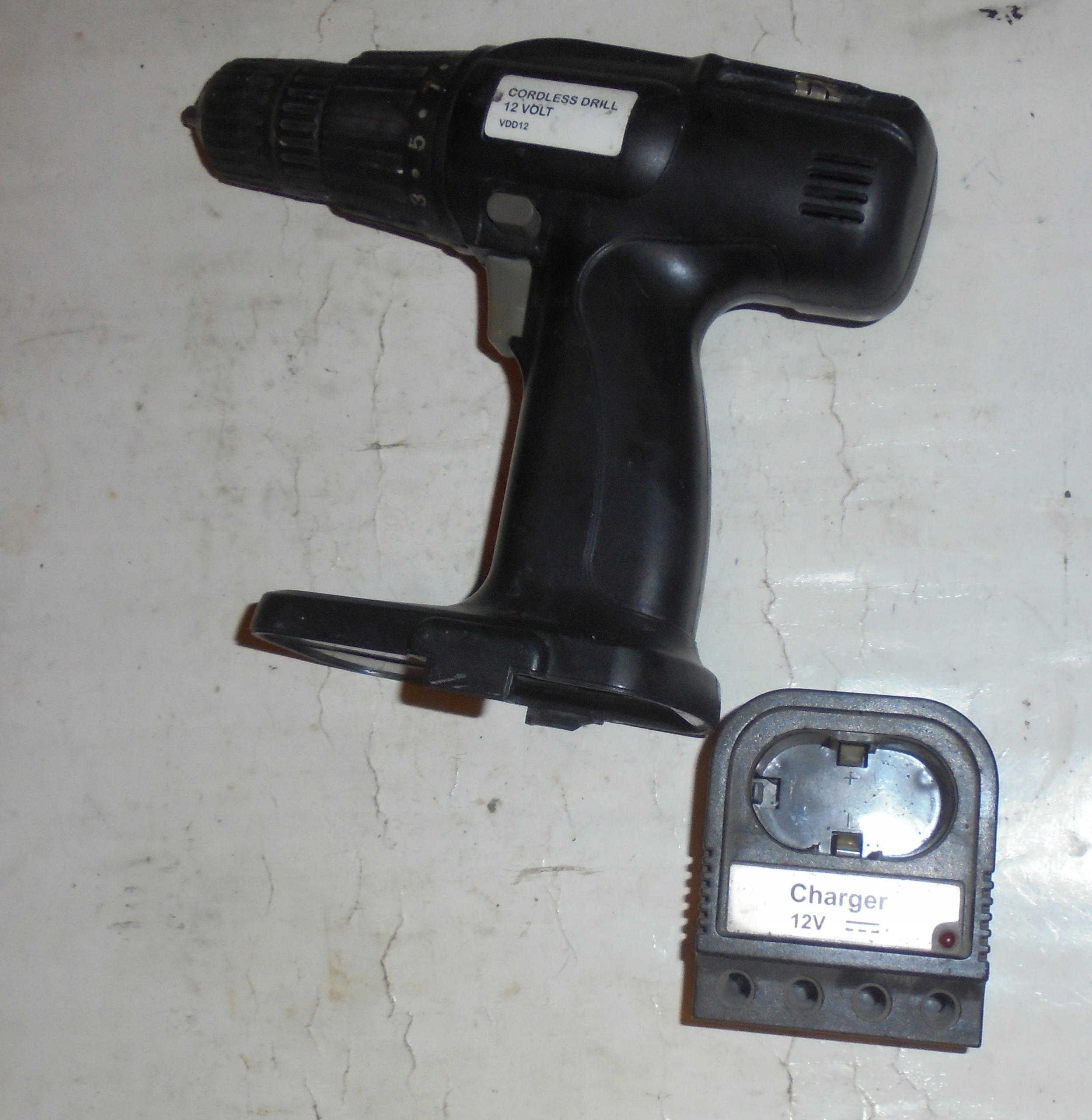 WIERTARKA 12 V WKRĘTARKA CORDLESS DRILL CHARGER