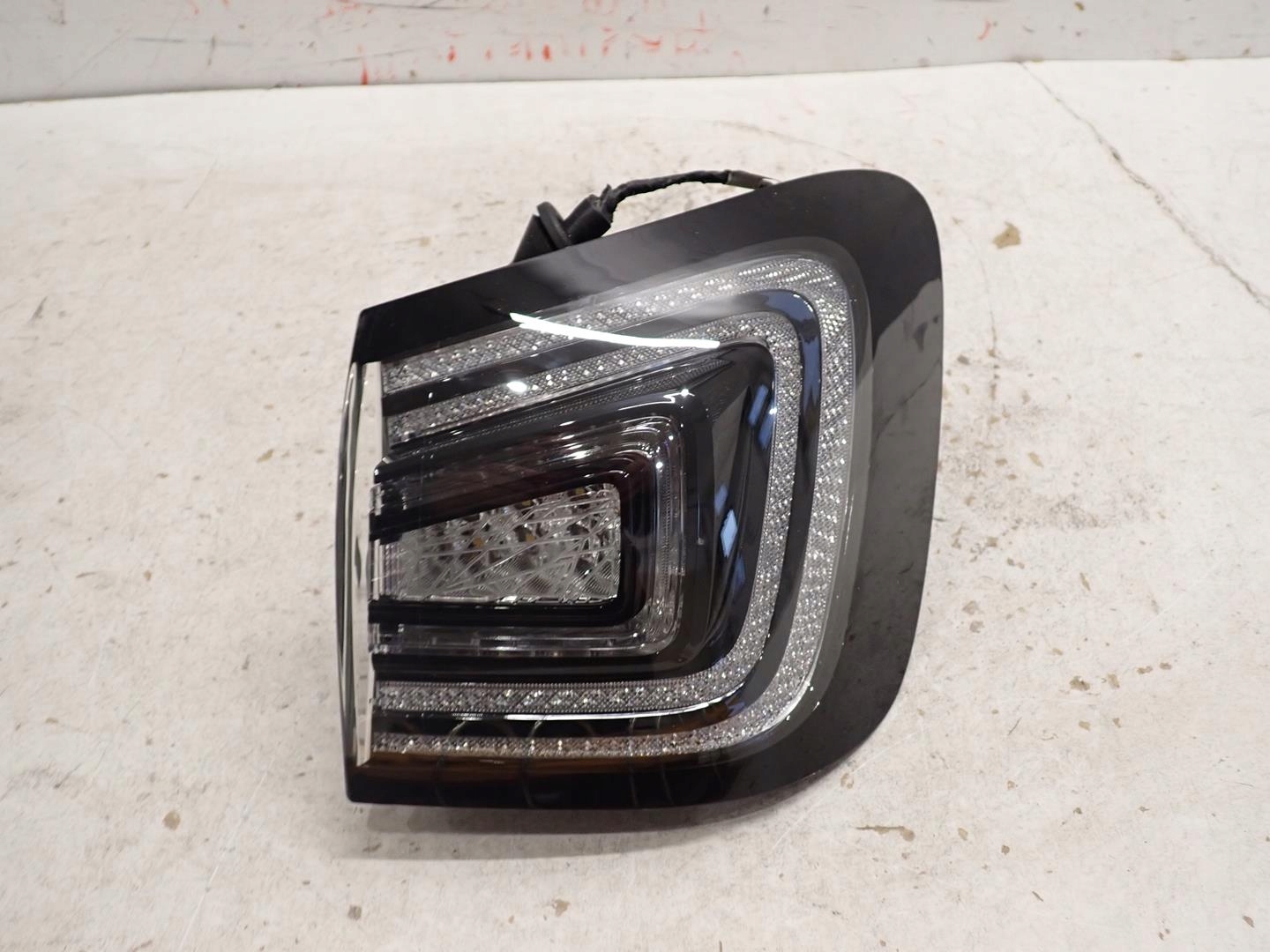 light rear part rear right HYUNDAI NEXO 2020- 92402-M5000