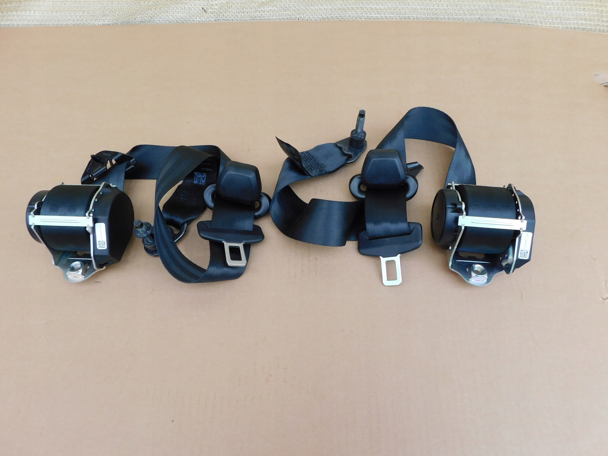 Ford Transit Custom Gurten Sicherheits hinten PZ31-K611B68-CC3JA6 Autoliv