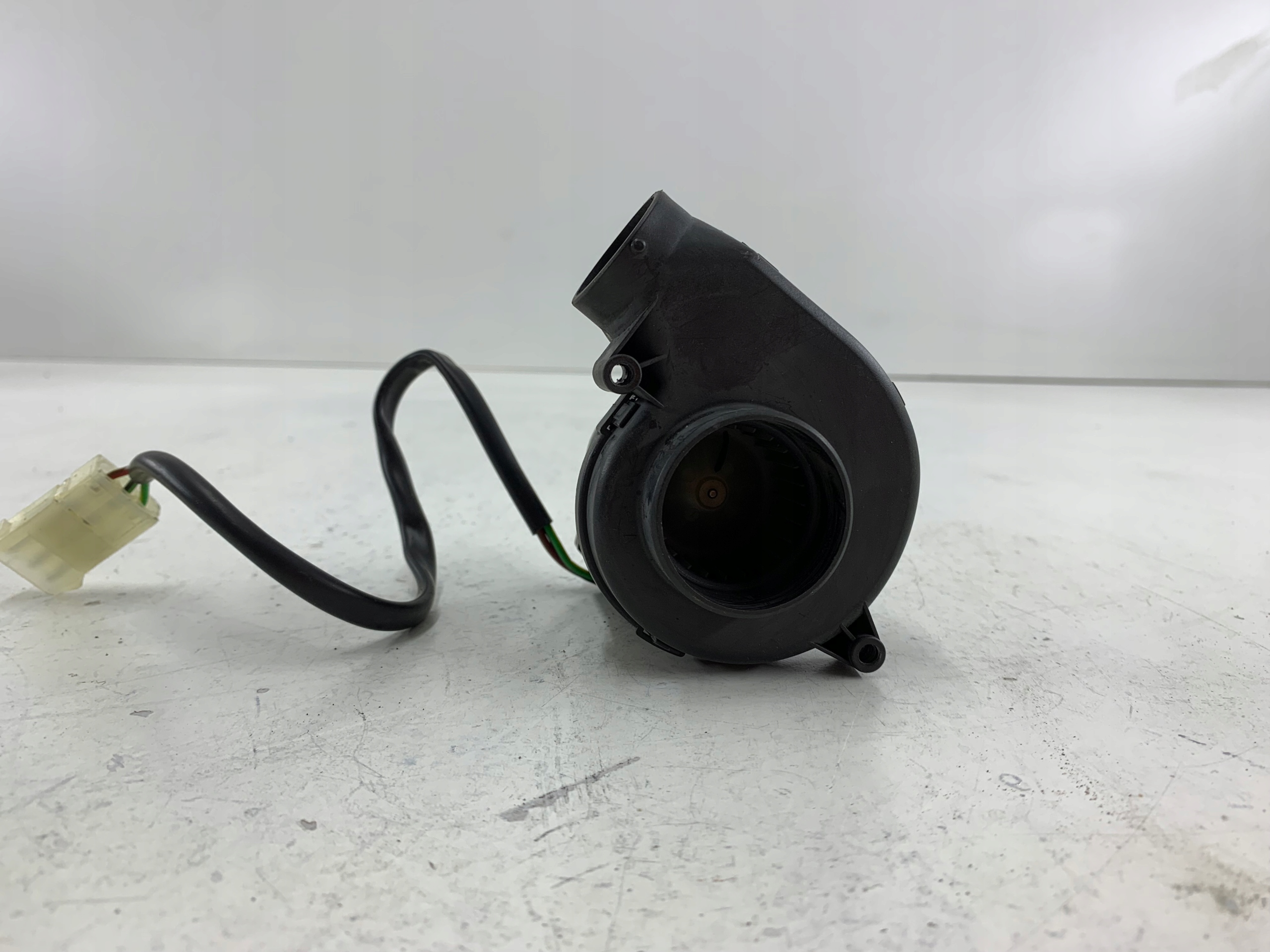 BMW E39 E46 DMUCHAWA des Sicherungskastens 1745182