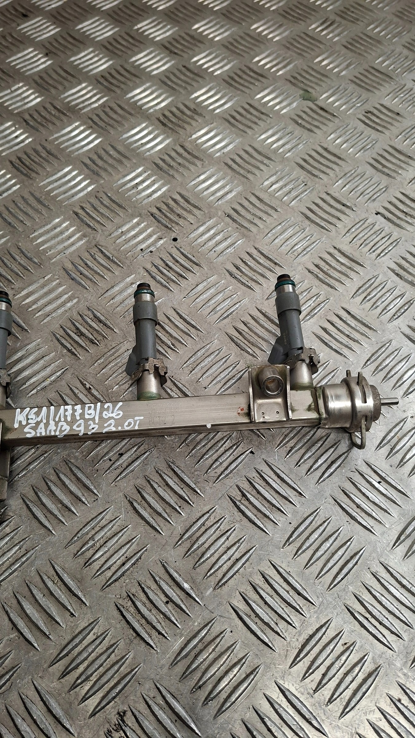 rampe injection SAAB 93 1.8T