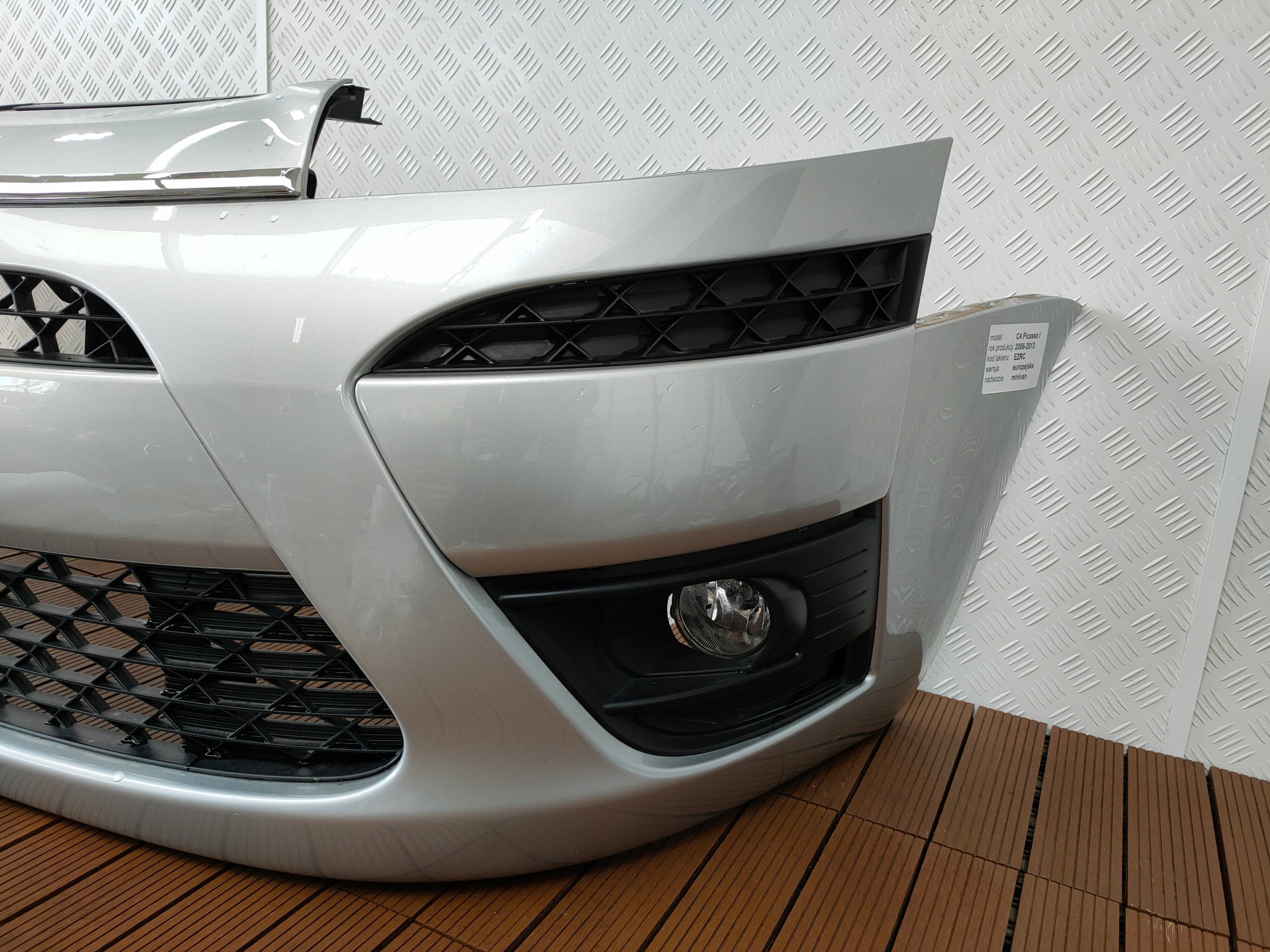CITROEN C4 PICASSO and 06-10 front bumper complete front colour EZRC