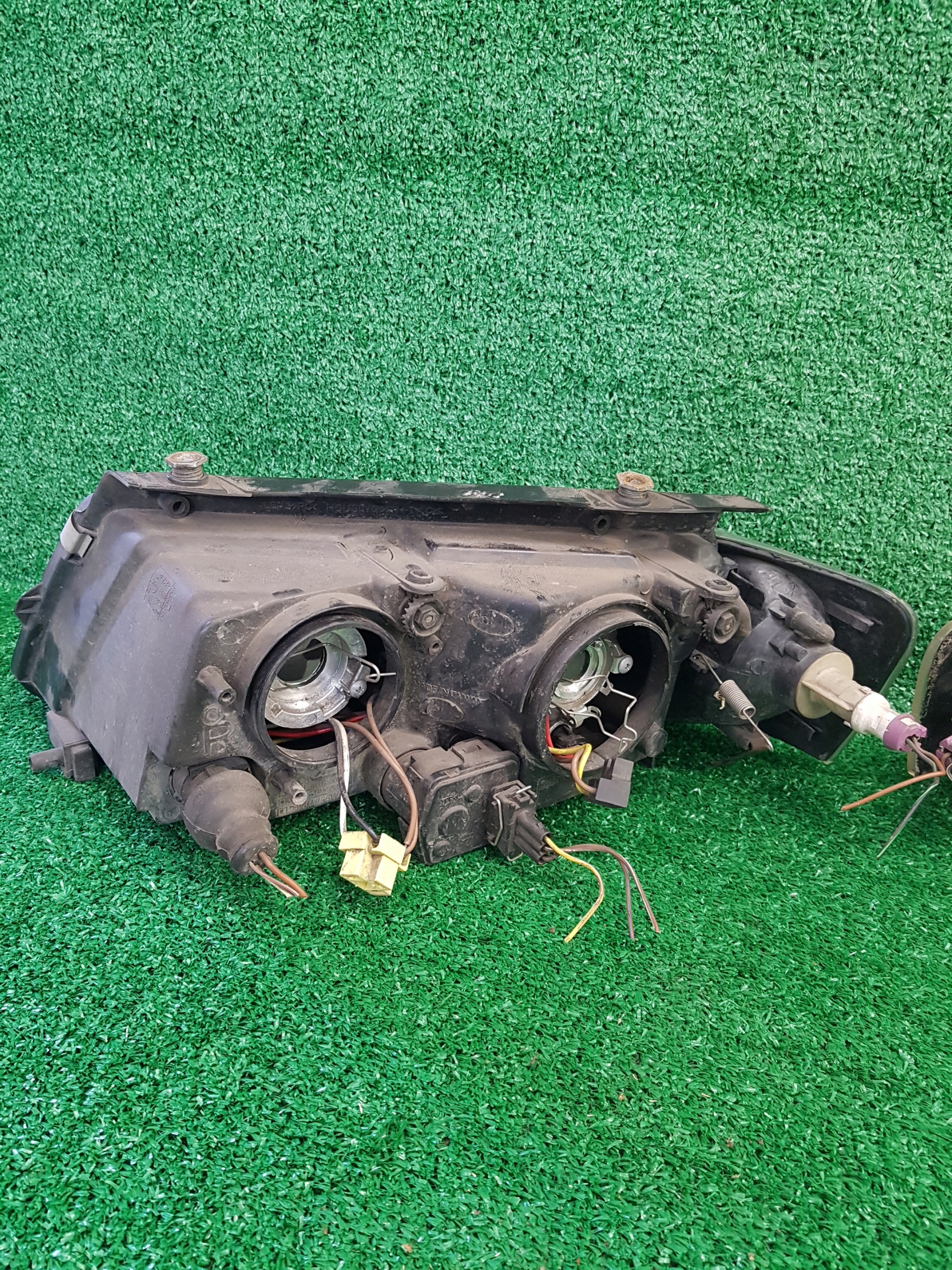 lights front KOMPLET VOLKSWAGEN PASSAT B5