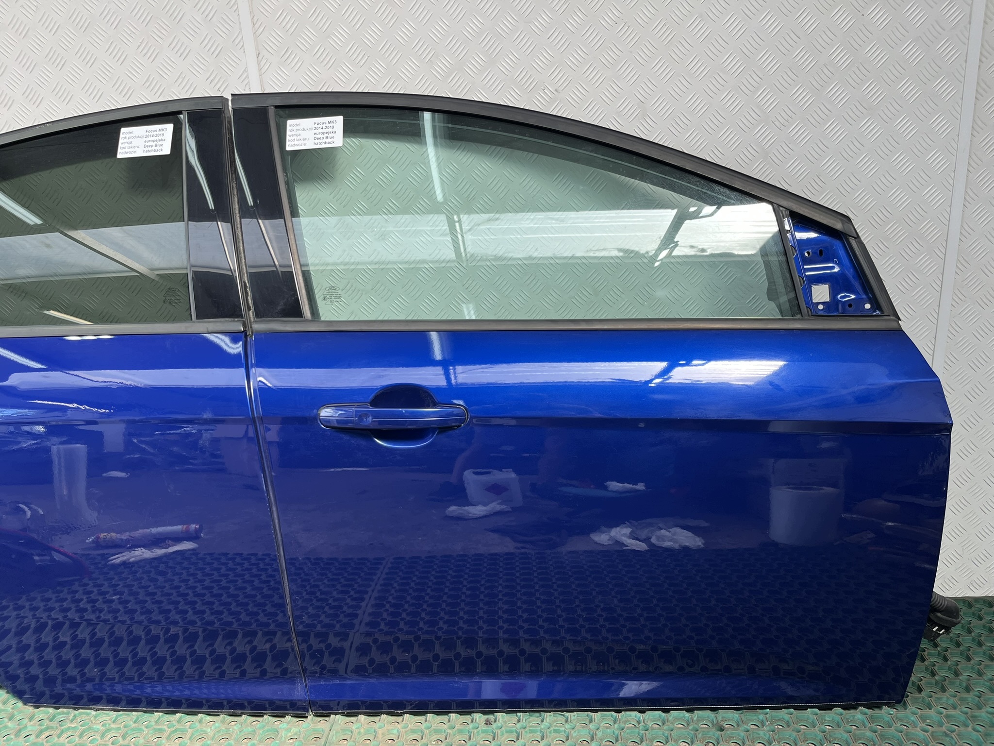 FORD FOCUS MK3 LIFT 14-18 door front + rear. right HF DEEP IMPACT BLUE