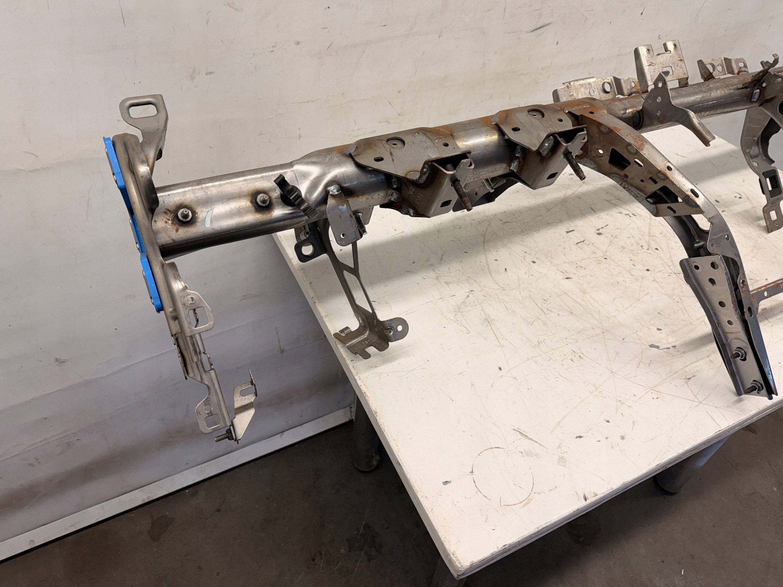 Renault Megane IV support du tableau de bord 678708722R