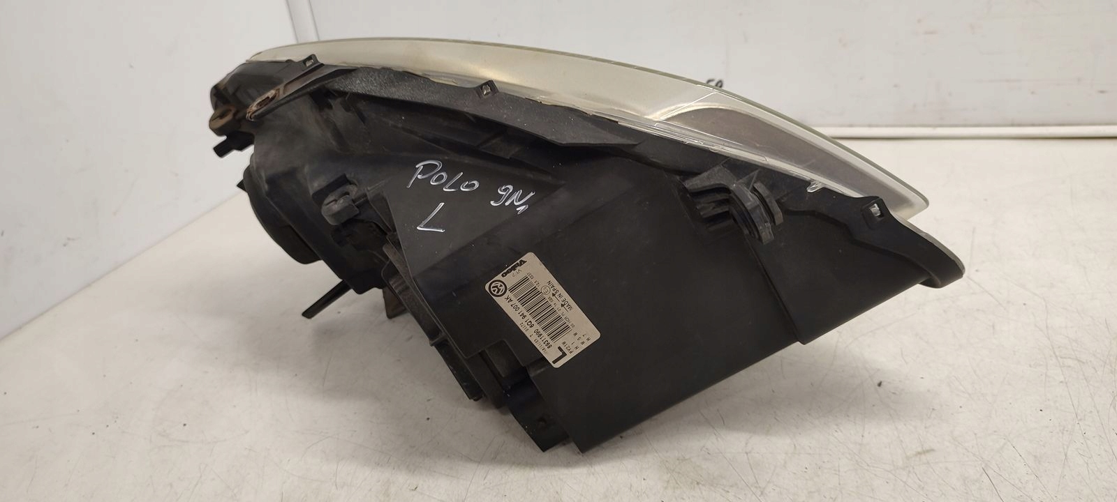 light front front left VW Polo 9N LIFT