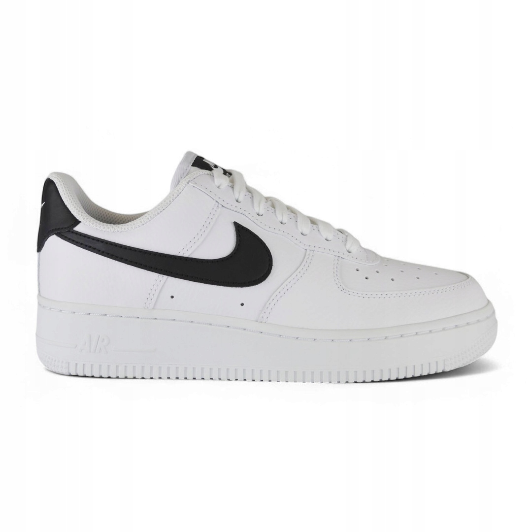 Nike Air Force 1 '07 DD8959-103 Velikost 38,5 (24,5 cm)
